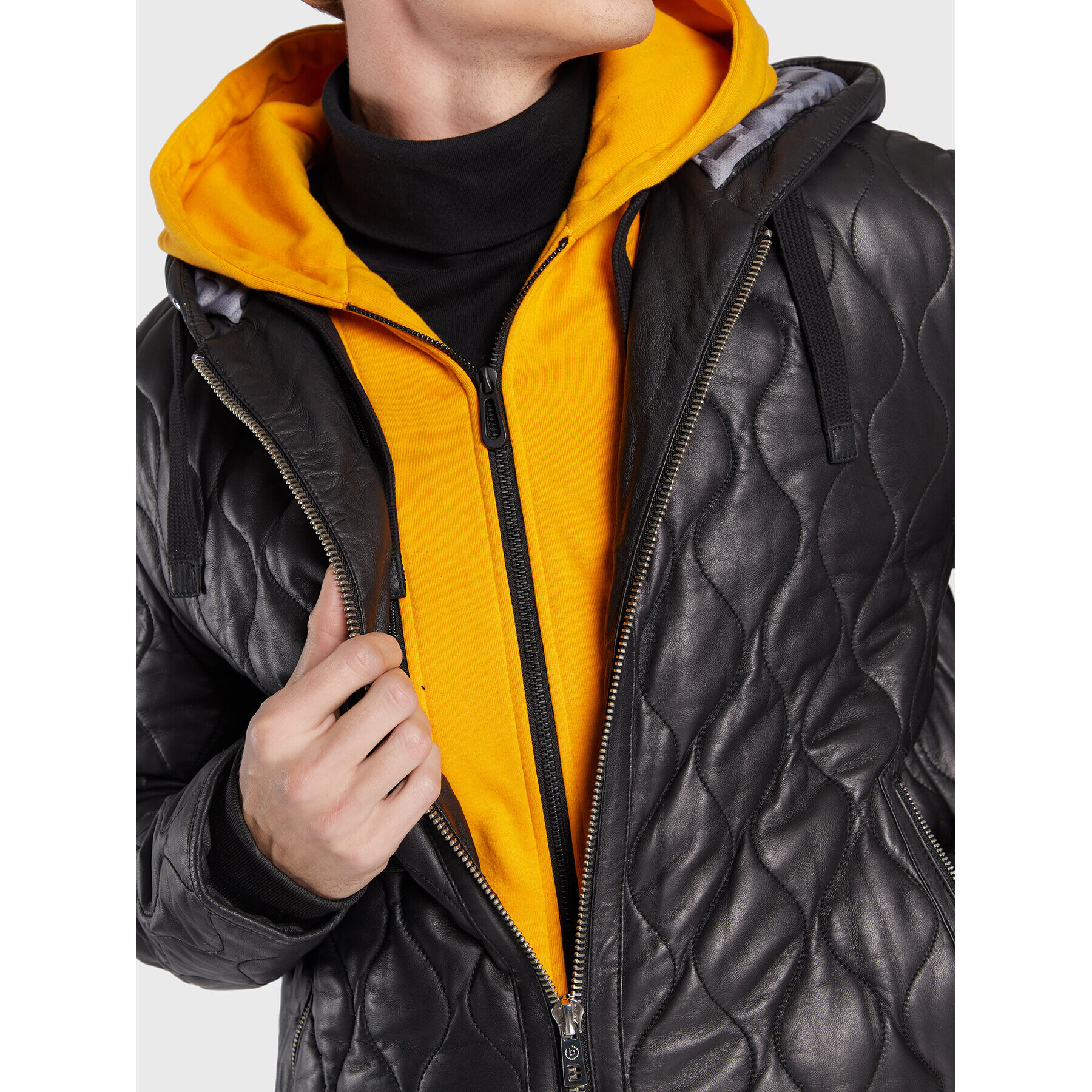 Bugatti Кожено яке 222 046 Черен Regular Fit - Pepit.bg