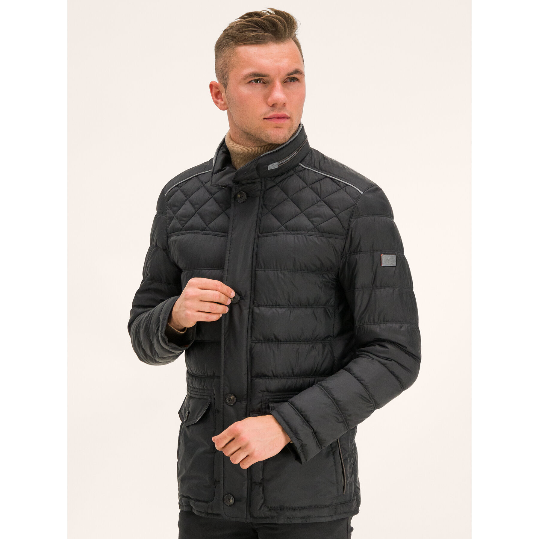 Bugatti Пухено яке 470800 49010 Черен Regular Fit - Pepit.bg