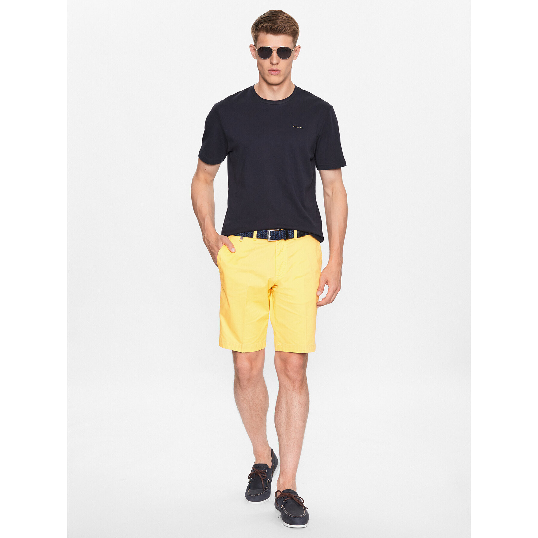 Bugatti Шорти от плат 4979 36440 Жълт Slim Fit - Pepit.bg