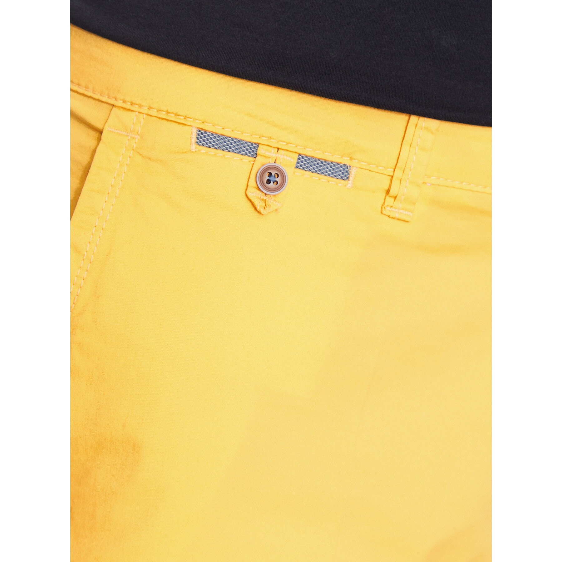 Bugatti Шорти от плат 4979 36440 Жълт Slim Fit - Pepit.bg