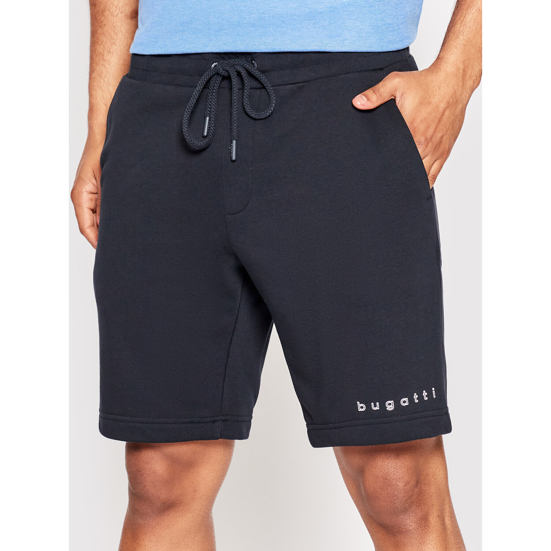 Bugatti Спортни шорти 8255 15196 Тъмносин Regular Fit - Pepit.bg