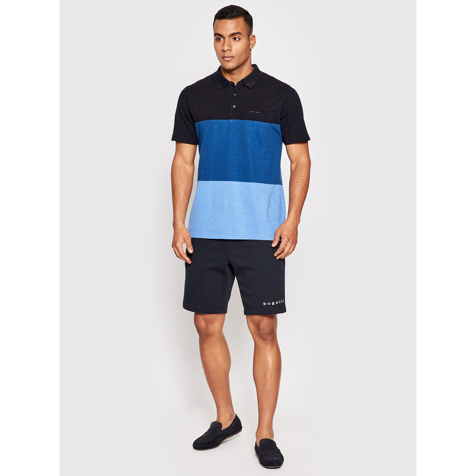 Bugatti Спортни шорти 8255 15196 Тъмносин Regular Fit - Pepit.bg