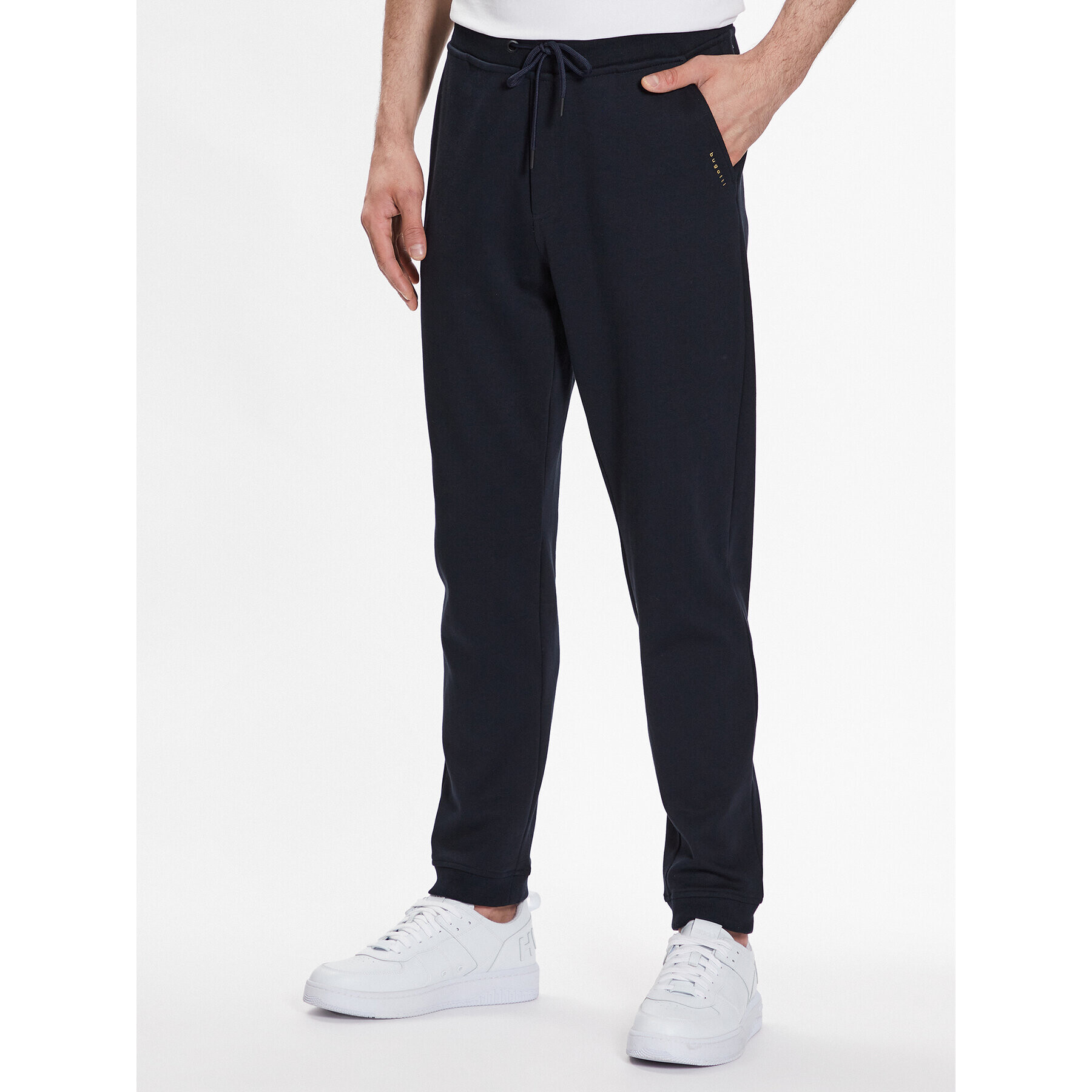 Bugatti Текстилни панталони 8200 35197 Тъмносин Slim Fit - Pepit.bg