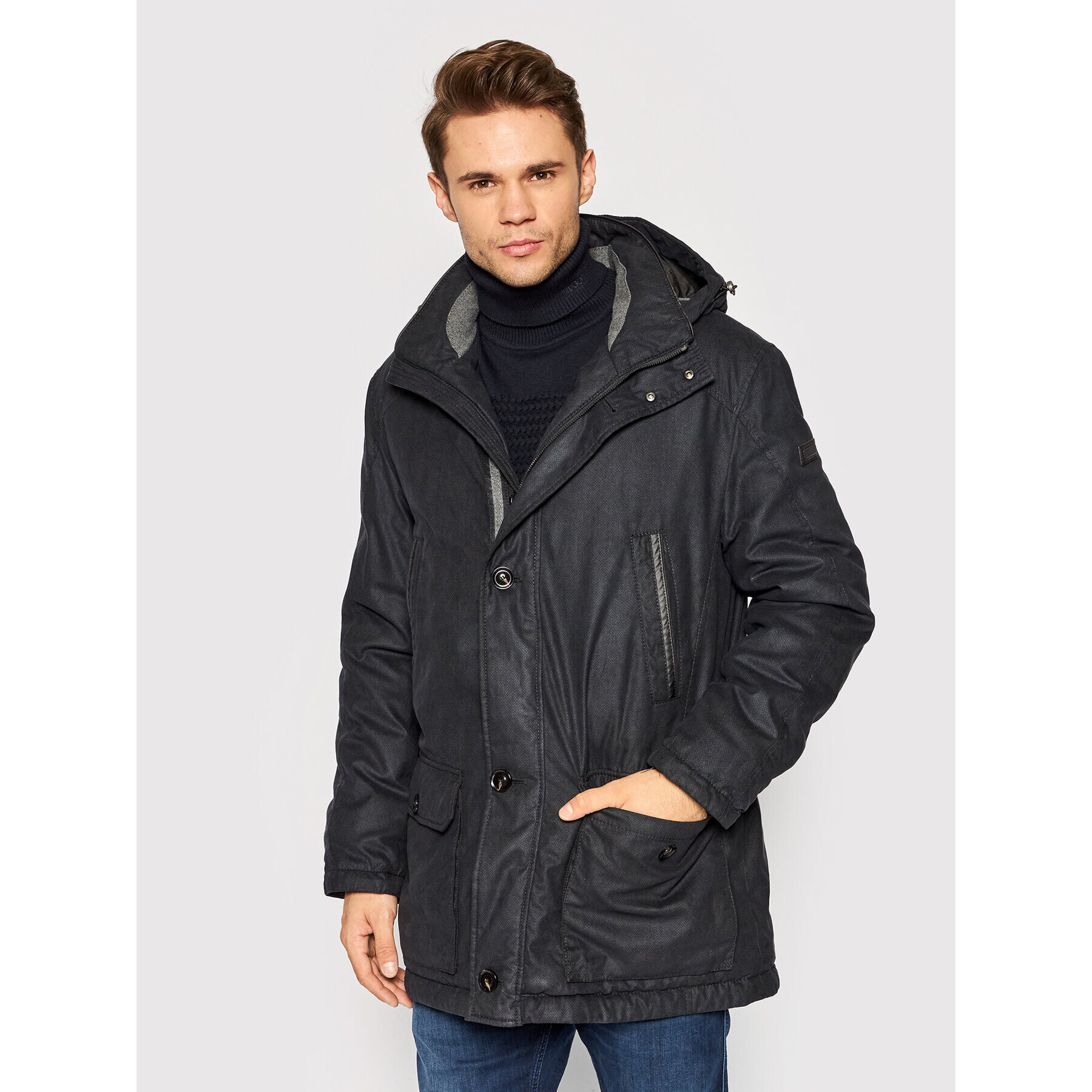 Bugatti Зимно яке 877213 89049 Черен Regular Fit - Pepit.bg