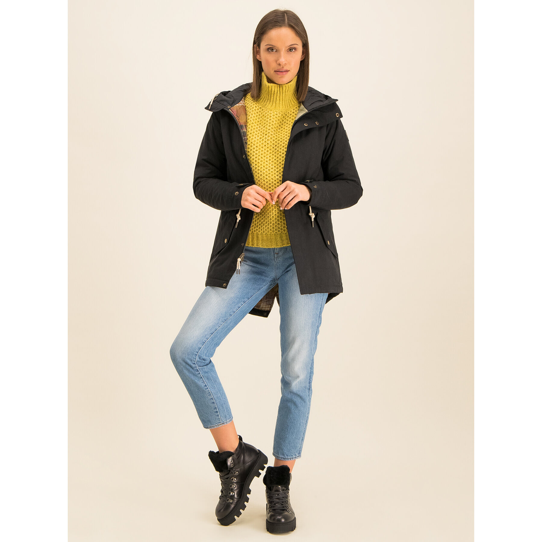 Burton Парка Sadie 21459100001 Черен Regular Fit - Pepit.bg