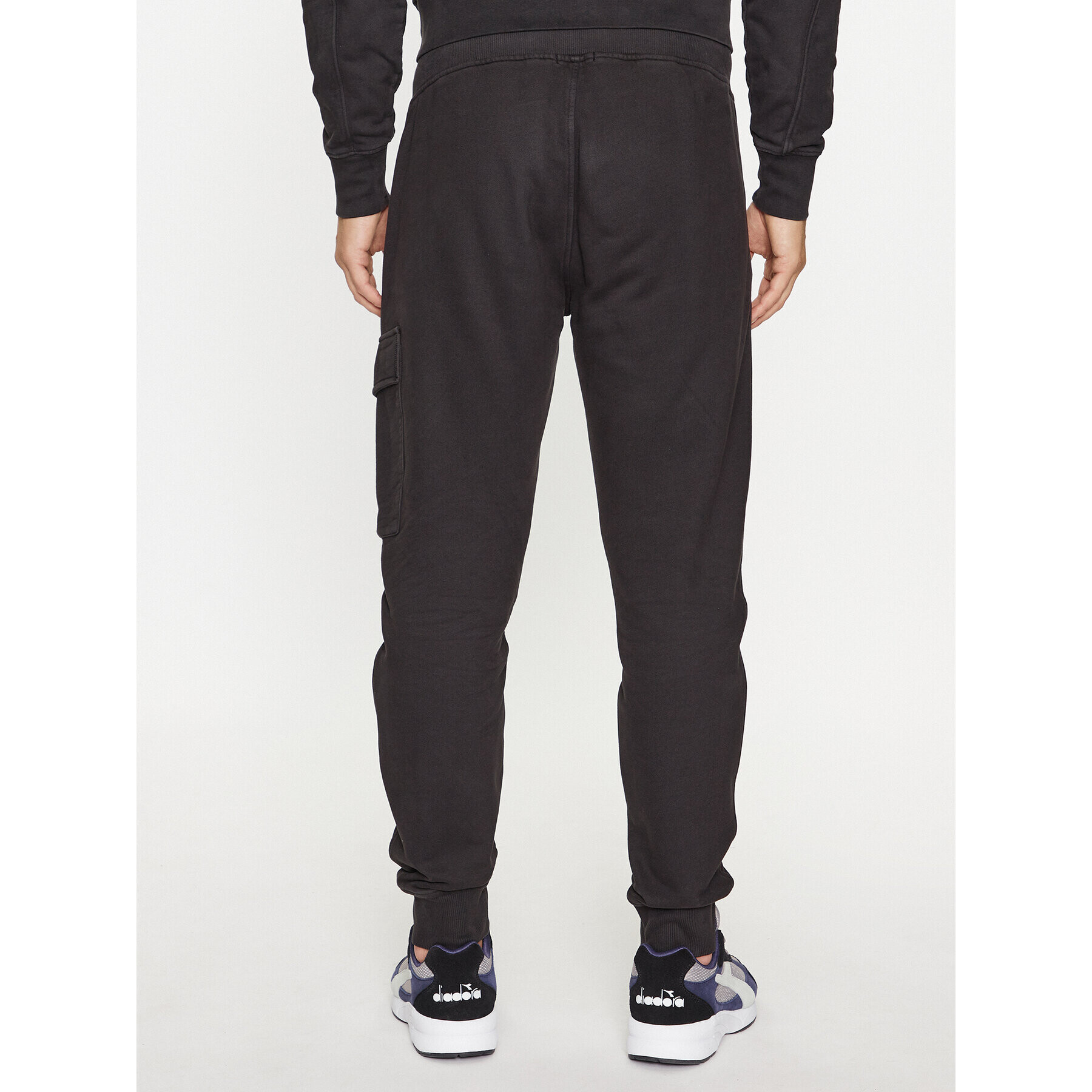 C.P. Company Долнище анцуг 15CMSP246A 006372G Черен Regular Fit - Pepit.bg