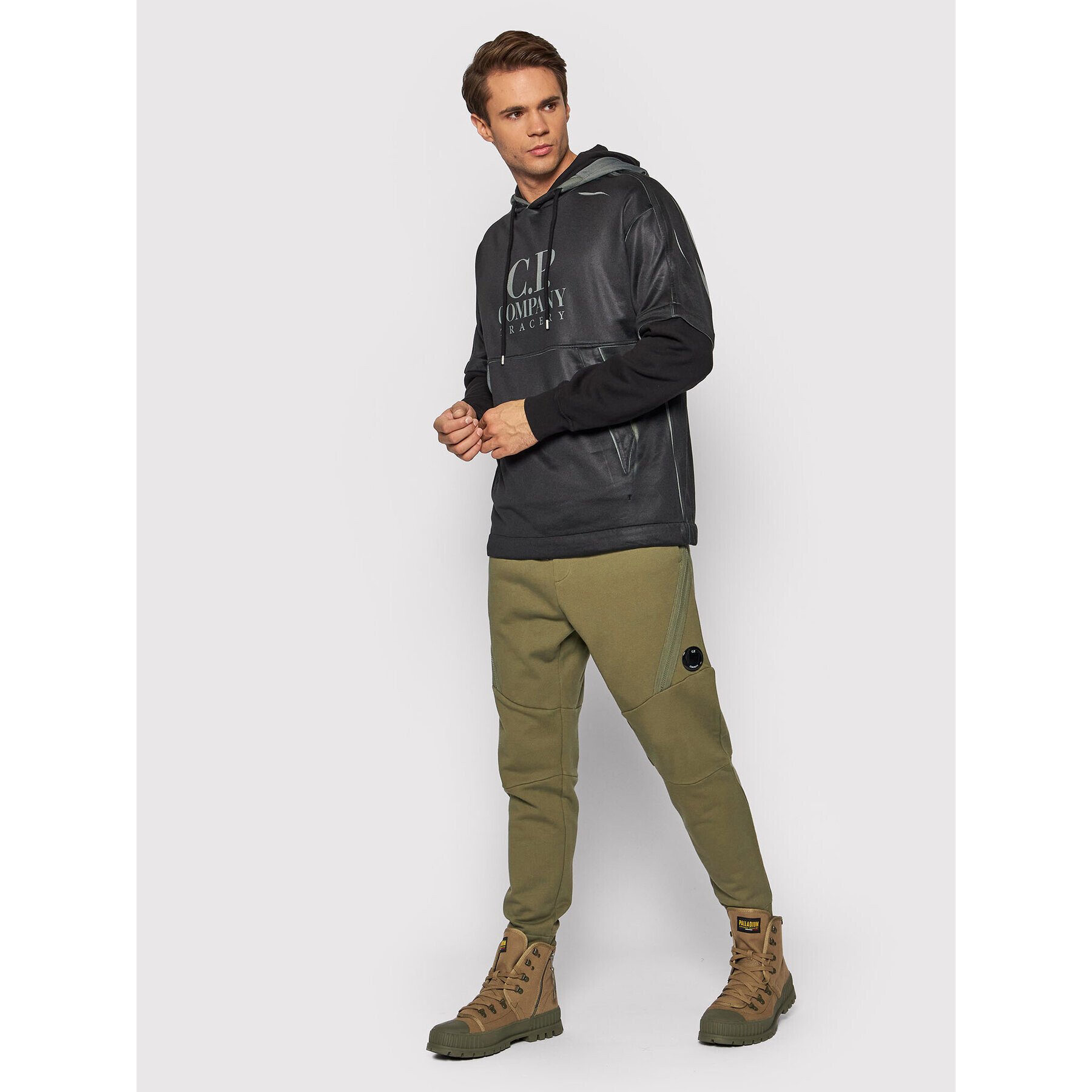 C.P. Company Долнище анцуг Diagonal Raised 11CMSP061A 005086W Зелен Regular Fit - Pepit.bg