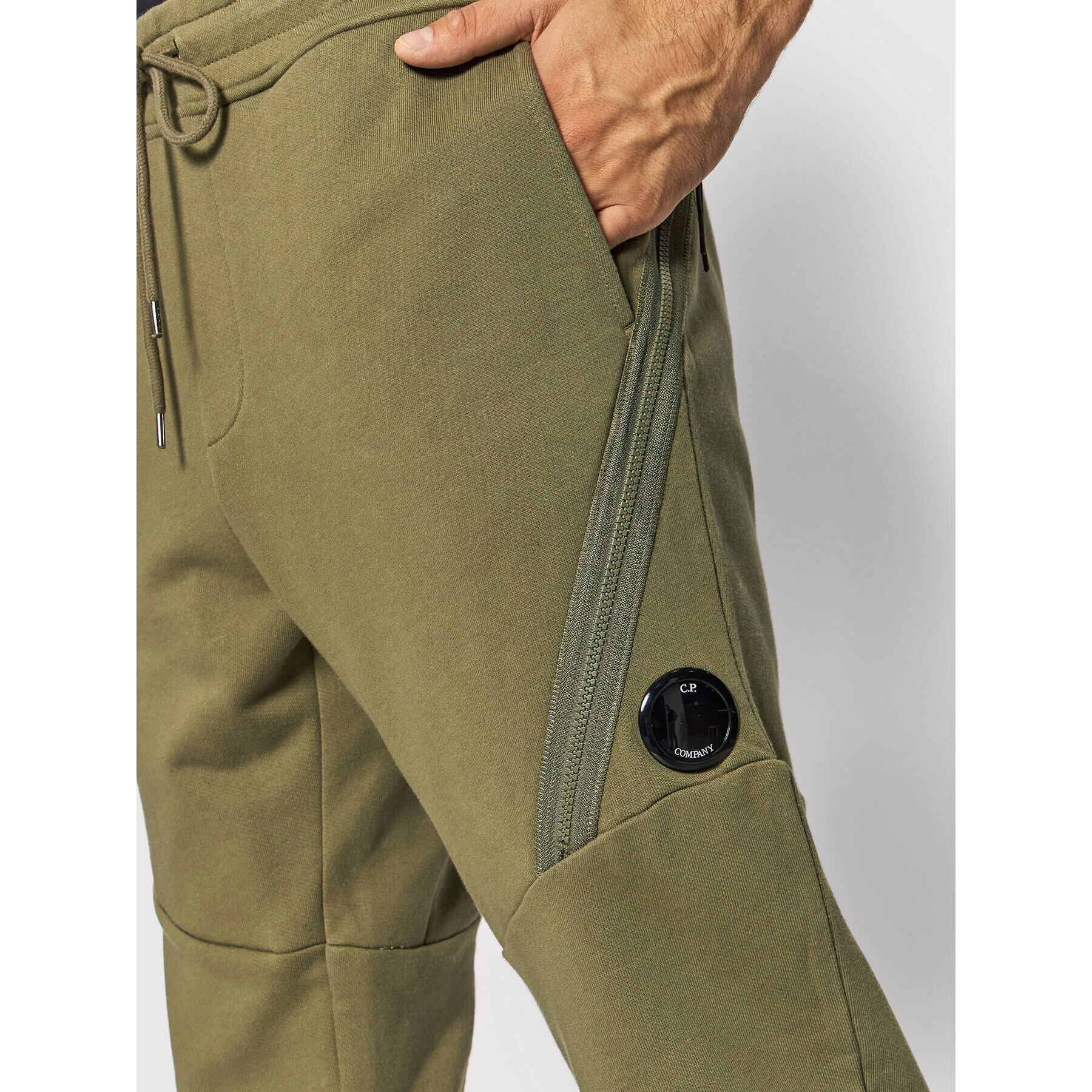 C.P. Company Долнище анцуг Diagonal Raised 11CMSP061A 005086W Зелен Regular Fit - Pepit.bg