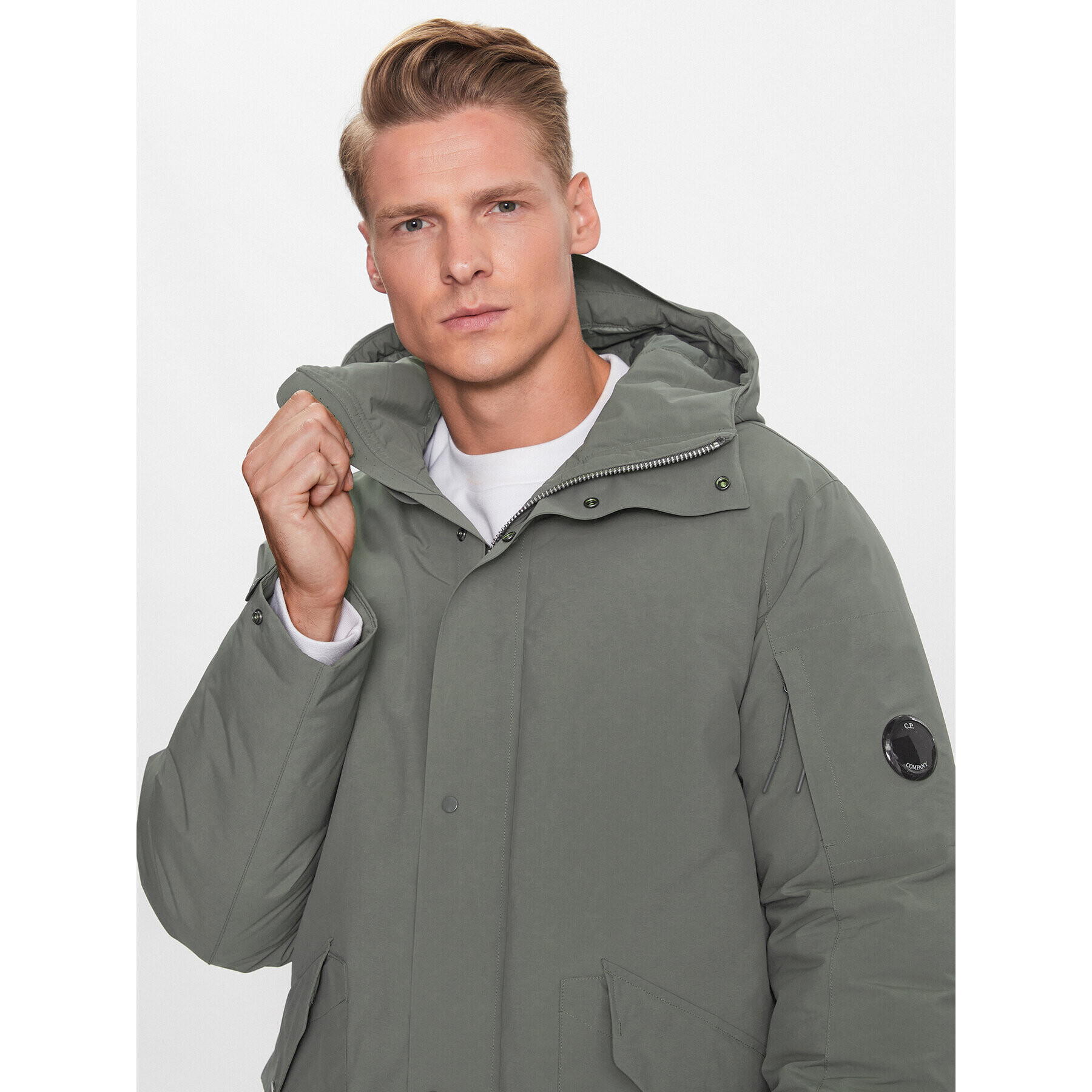 C.P. Company Зимно яке Micro-M 13CMOW167 A006355A Зелен Regular Fit - Pepit.bg