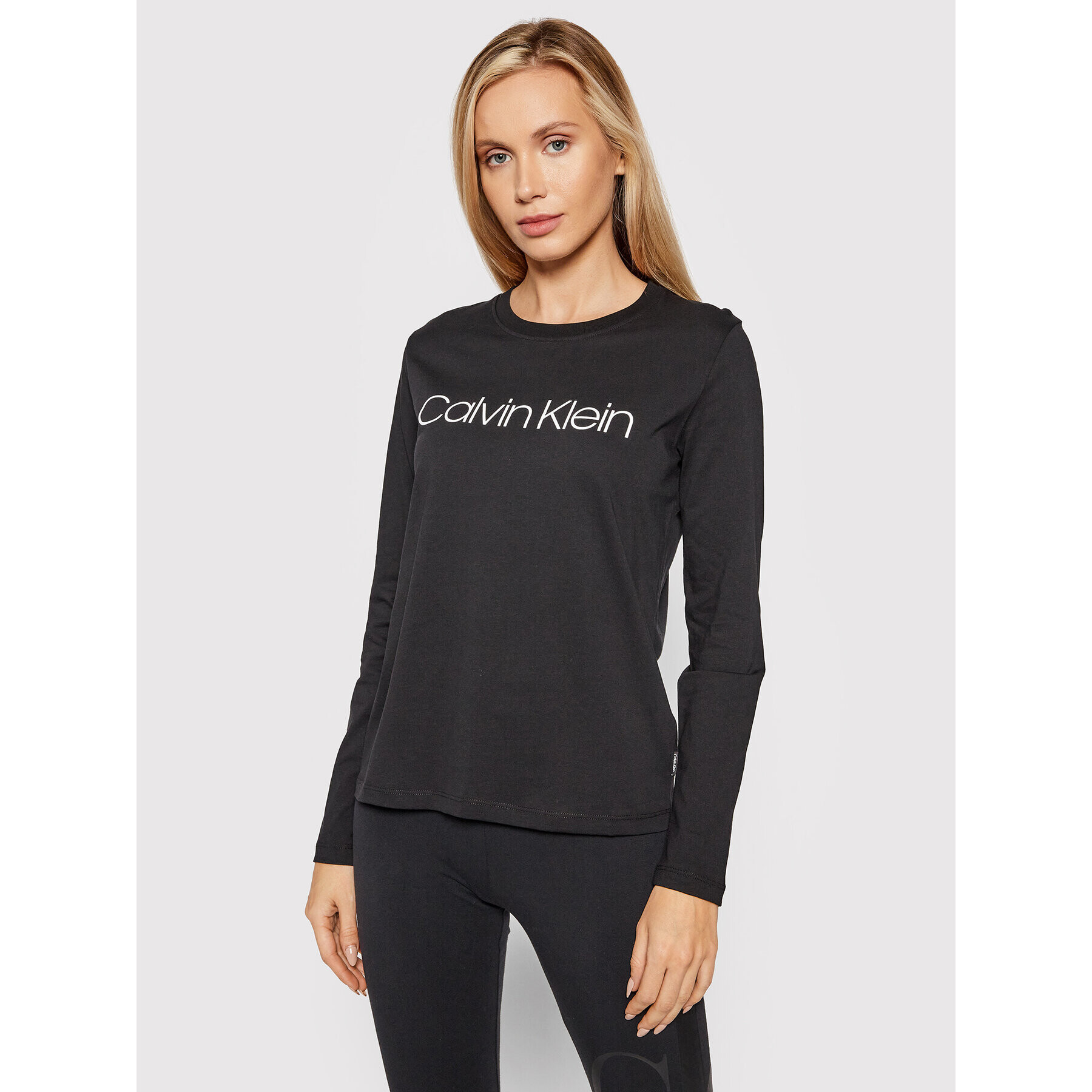 Calvin Klein Блуза Core Logo K20K203024 Черен Regular Fit - Pepit.bg