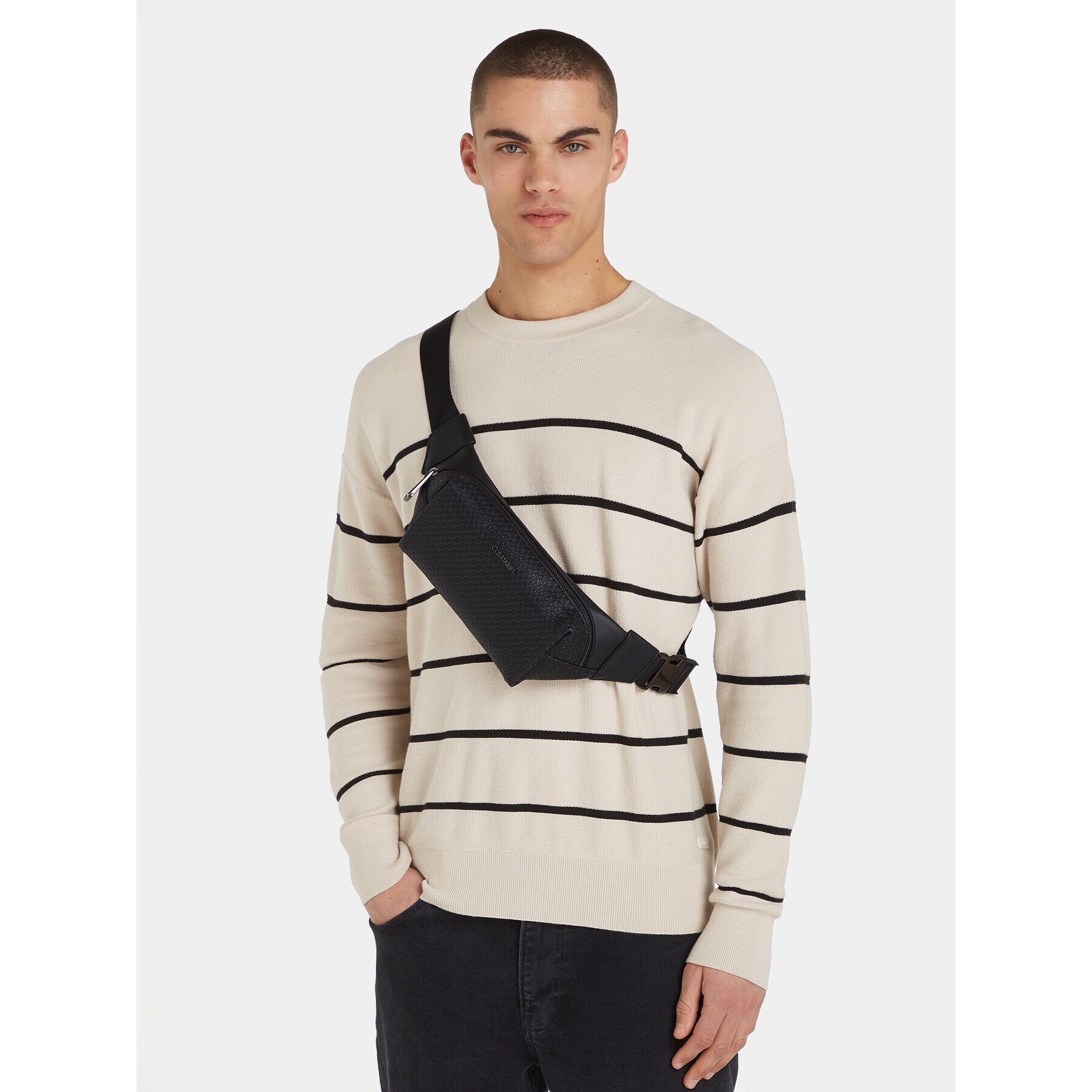 Calvin Klein Чанта за кръст Minimalism Waistbag Mono K50K510873 Черен - Pepit.bg