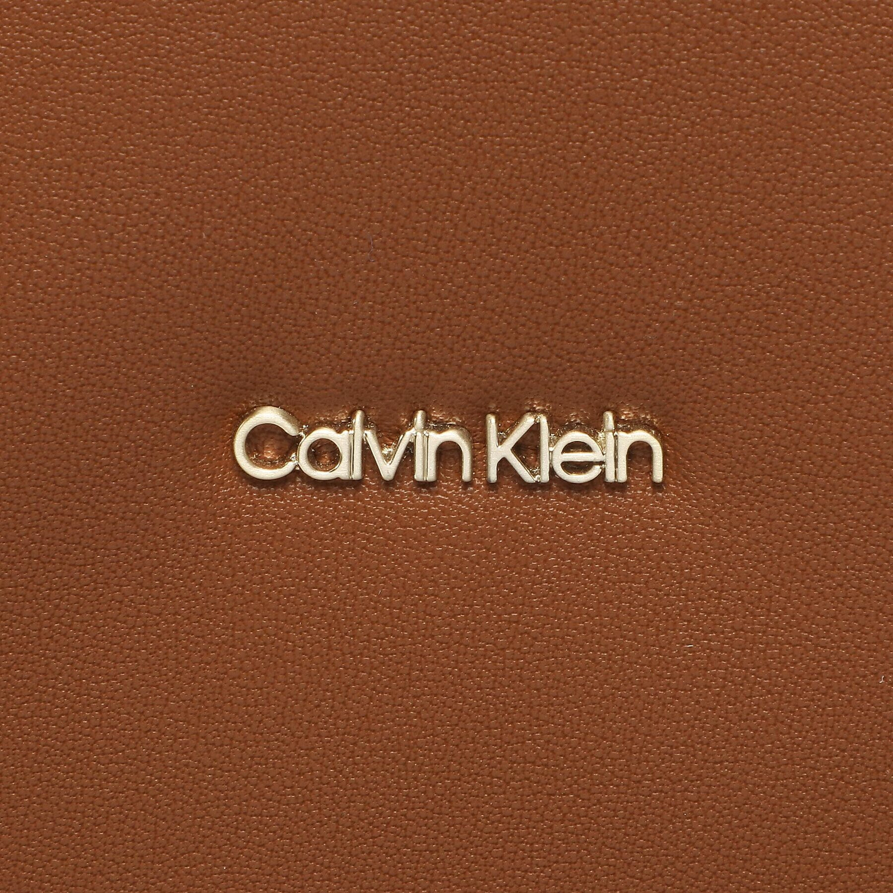 Calvin Klein Дамска чанта Ck Must Shopper Md K60K610736 Кафяв - Pepit.bg