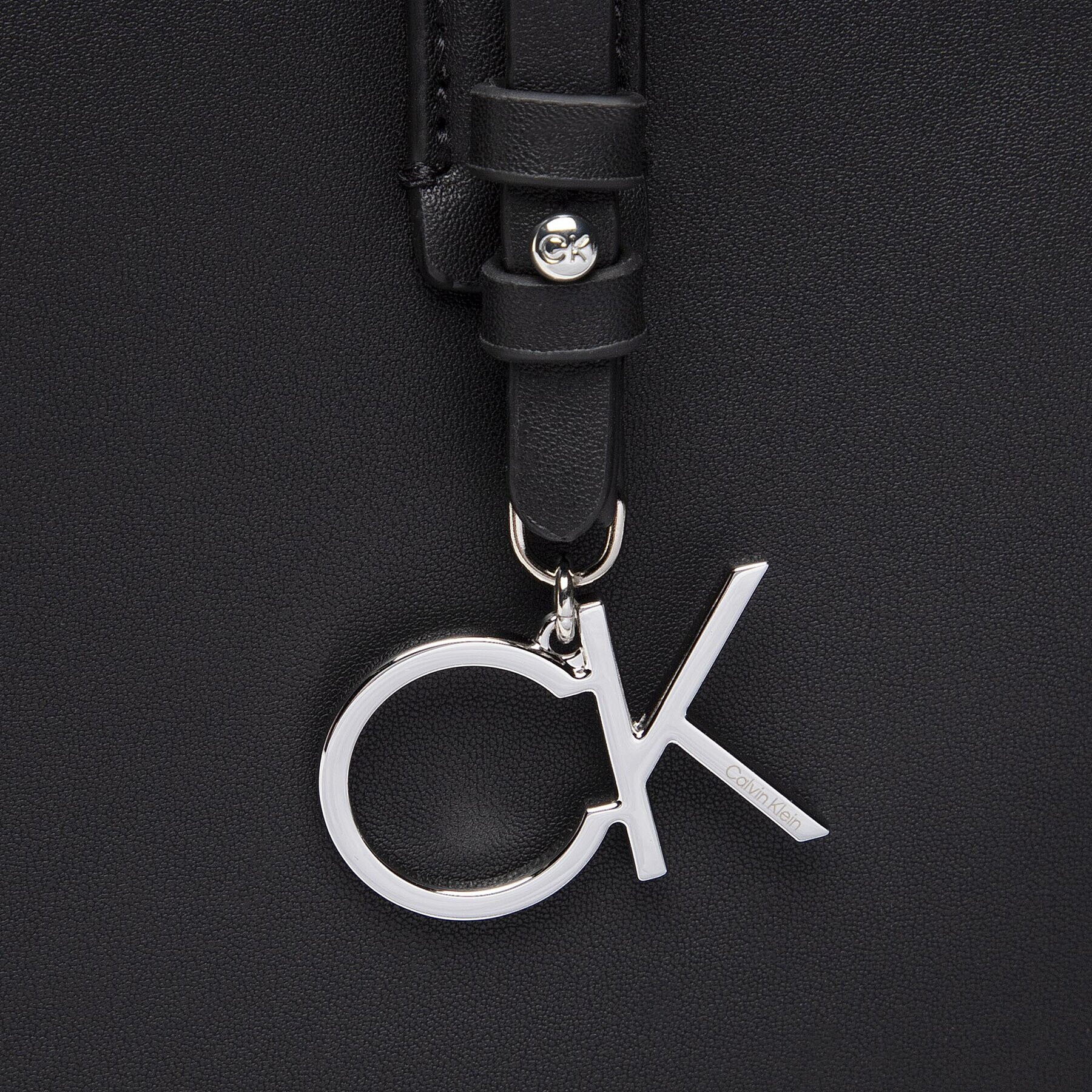 Calvin Klein Дамска чанта Ck Must Tote K60K609872 Черен - Pepit.bg