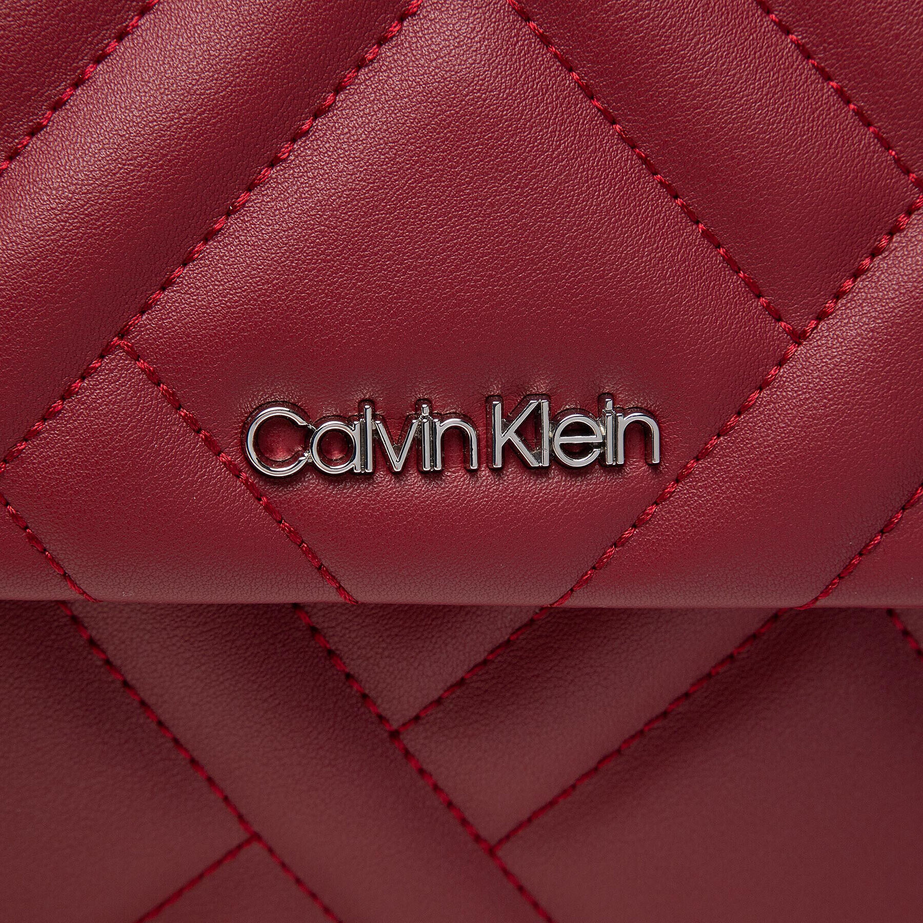 Calvin Klein Дамска чанта Ck Quilt Ew Conv Flap Xbody K60K608445 Бордо - Pepit.bg