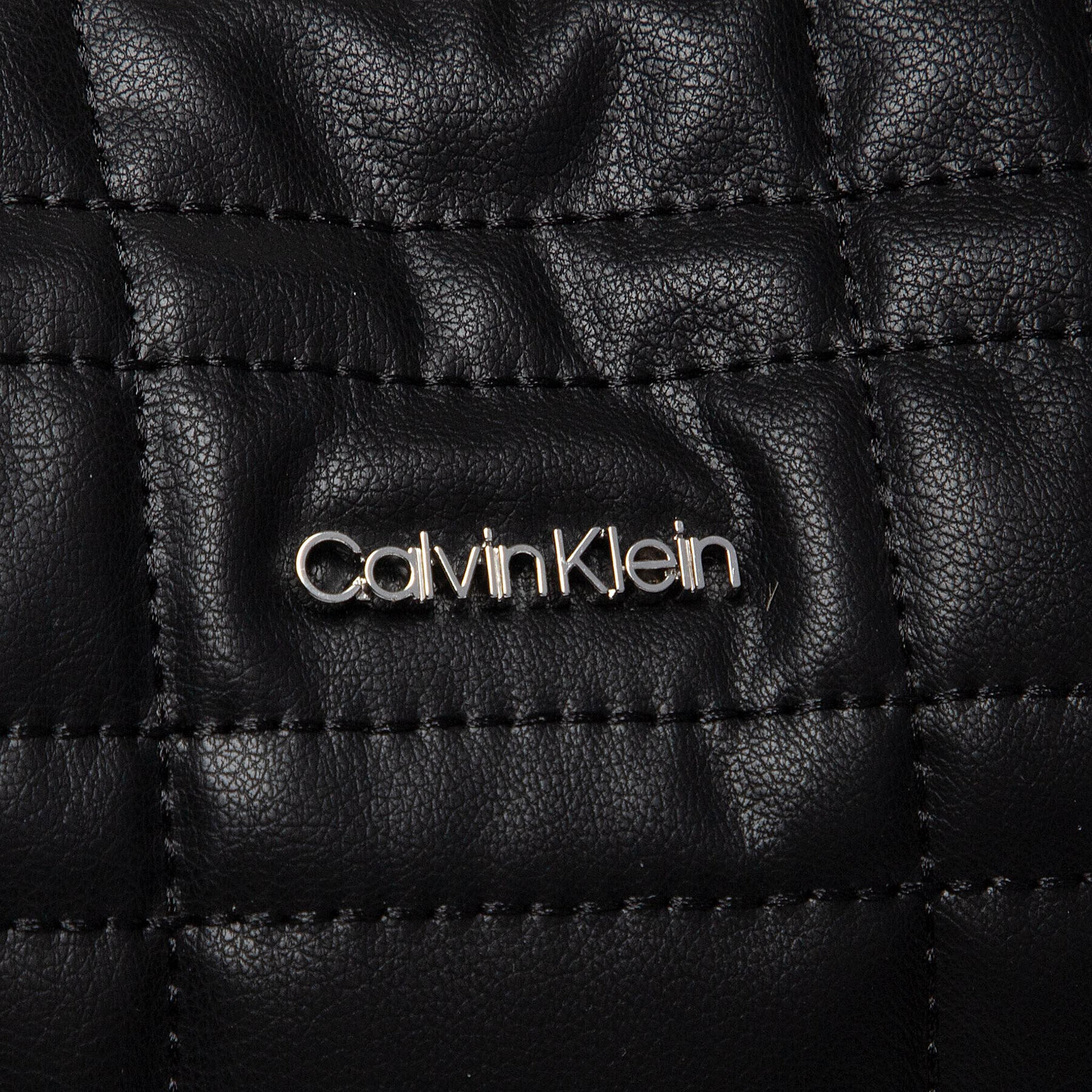 Calvin Klein Дамска чанта Ck Touch Hobo Lg K60K609693 Черен - Pepit.bg