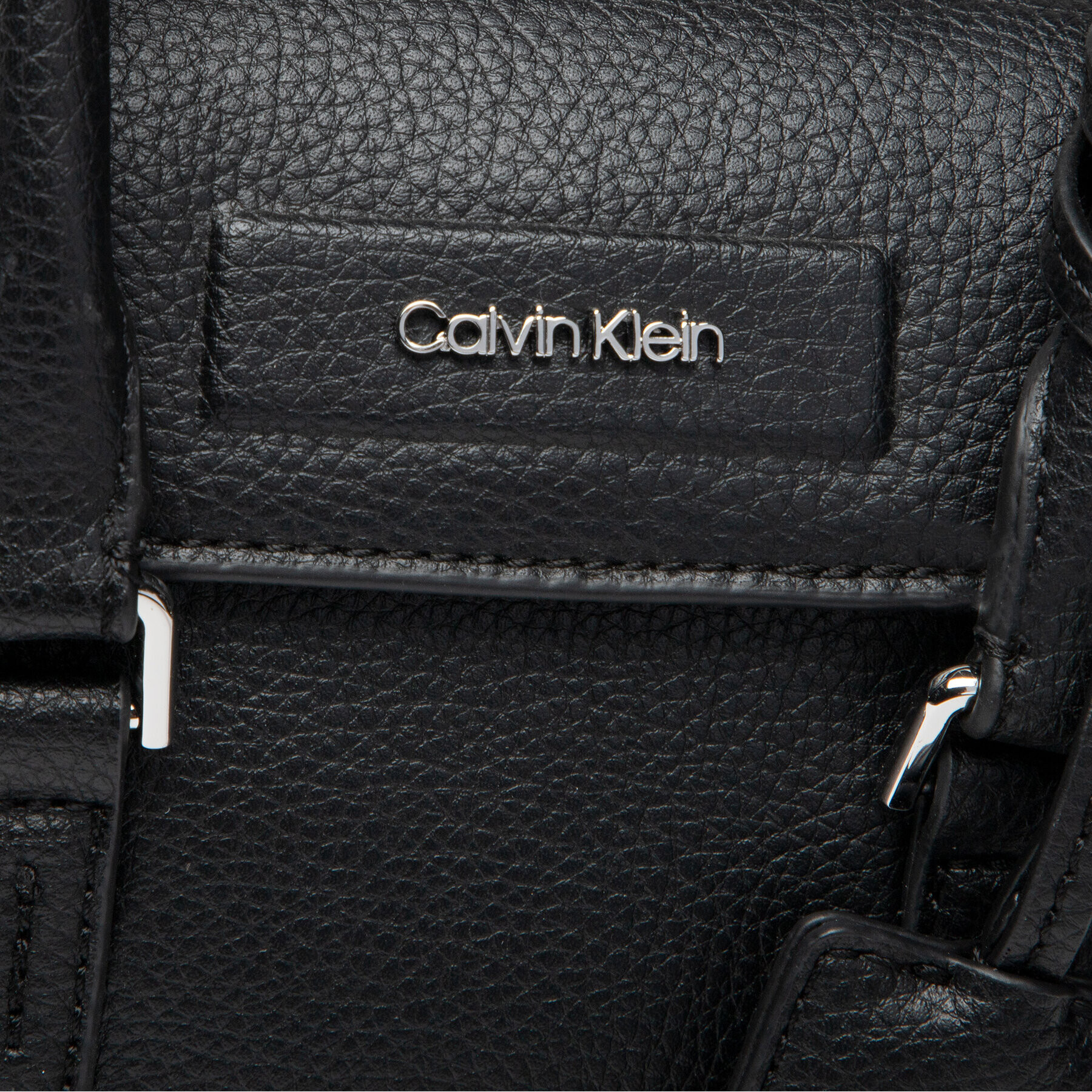 Calvin Klein Дамска чанта Dressed Mini Tote W Flap K60K609691 Черен - Pepit.bg