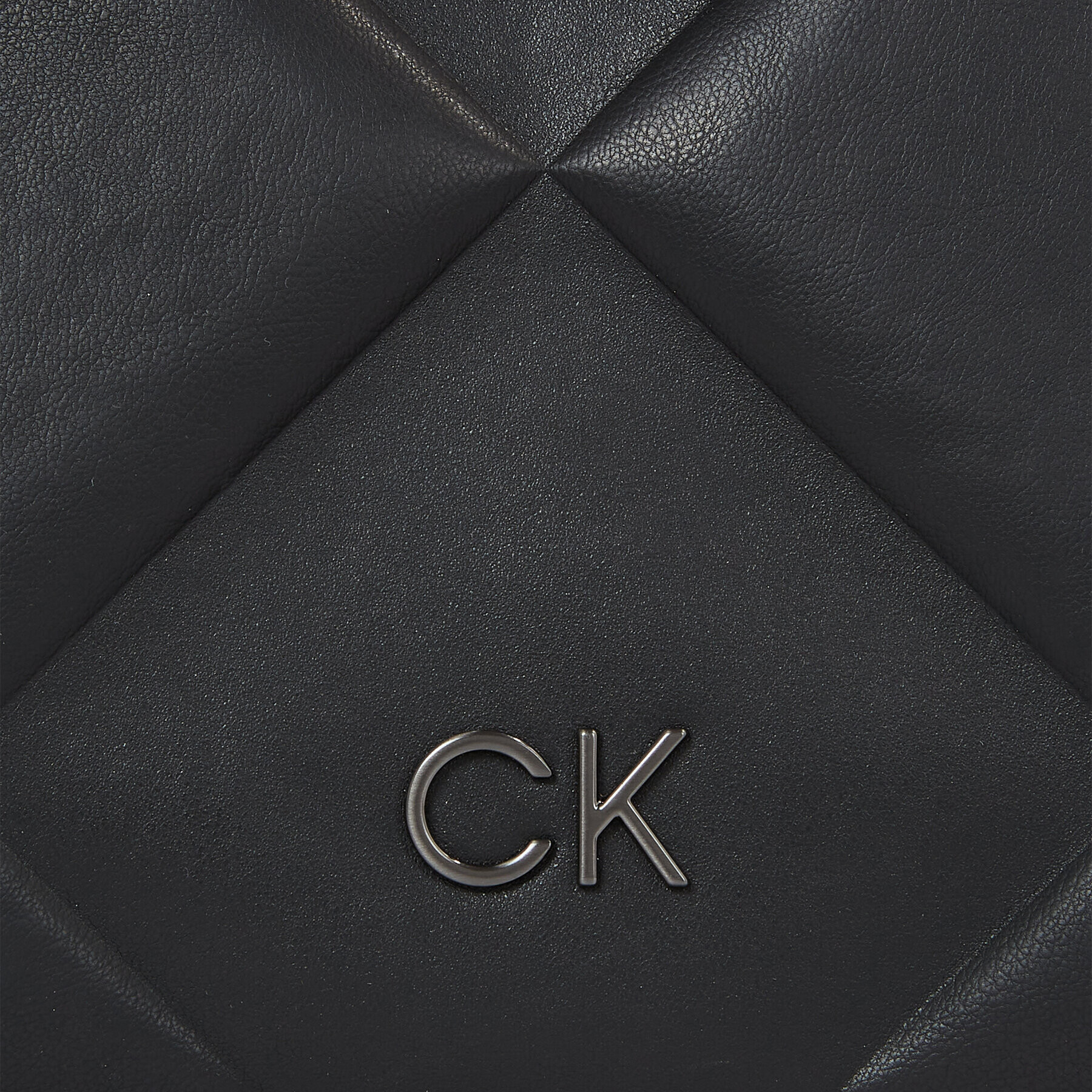 Calvin Klein Дамска чанта K60K611523 Черен - Pepit.bg