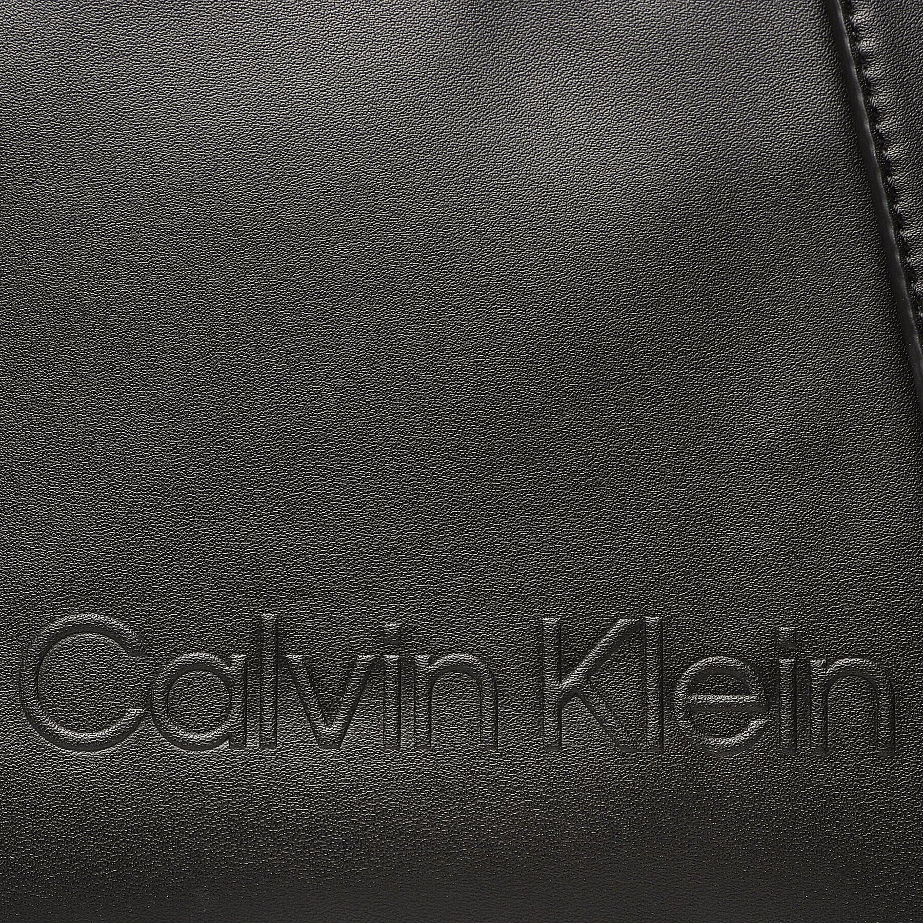 Calvin Klein Дамска чанта Minimal Hardware Mini Tote K60K609847 Черен - Pepit.bg