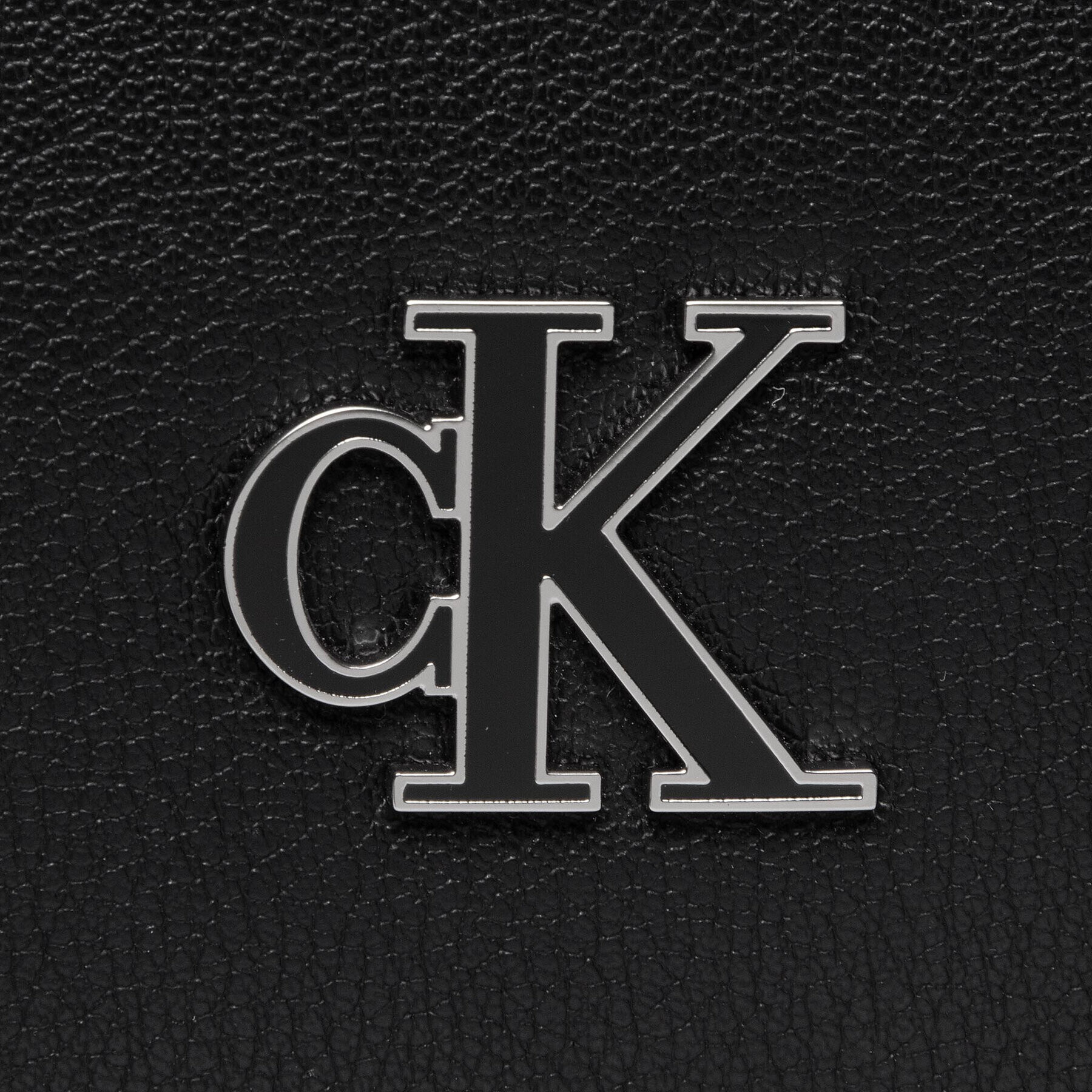 Calvin Klein Дамска чанта Minimal Monogram Camera Bag K60K609290 Черен - Pepit.bg