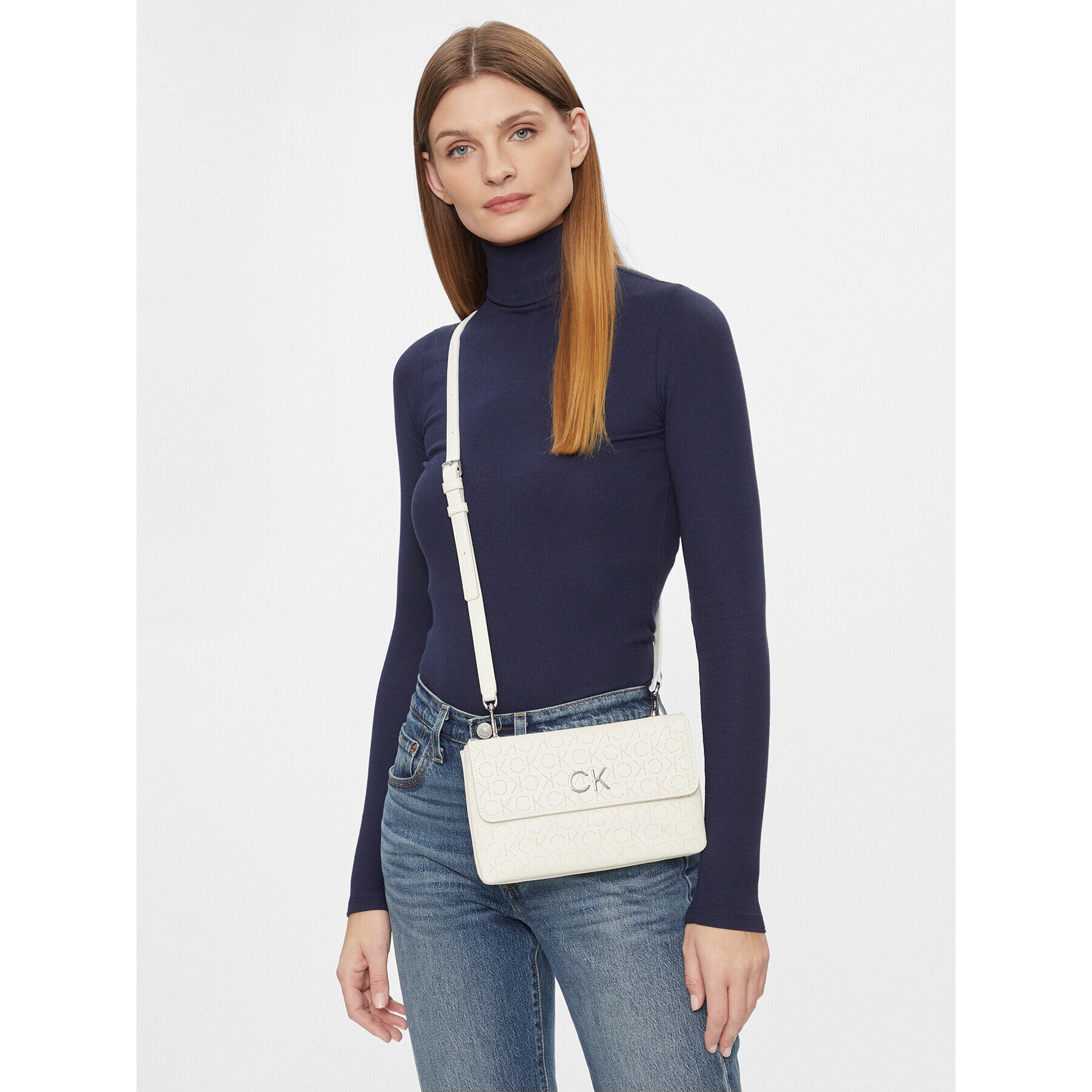 Calvin Klein Дамска чанта Re-Lock Dbl Crossbody Bag Perf K60K609399 Бял - Pepit.bg