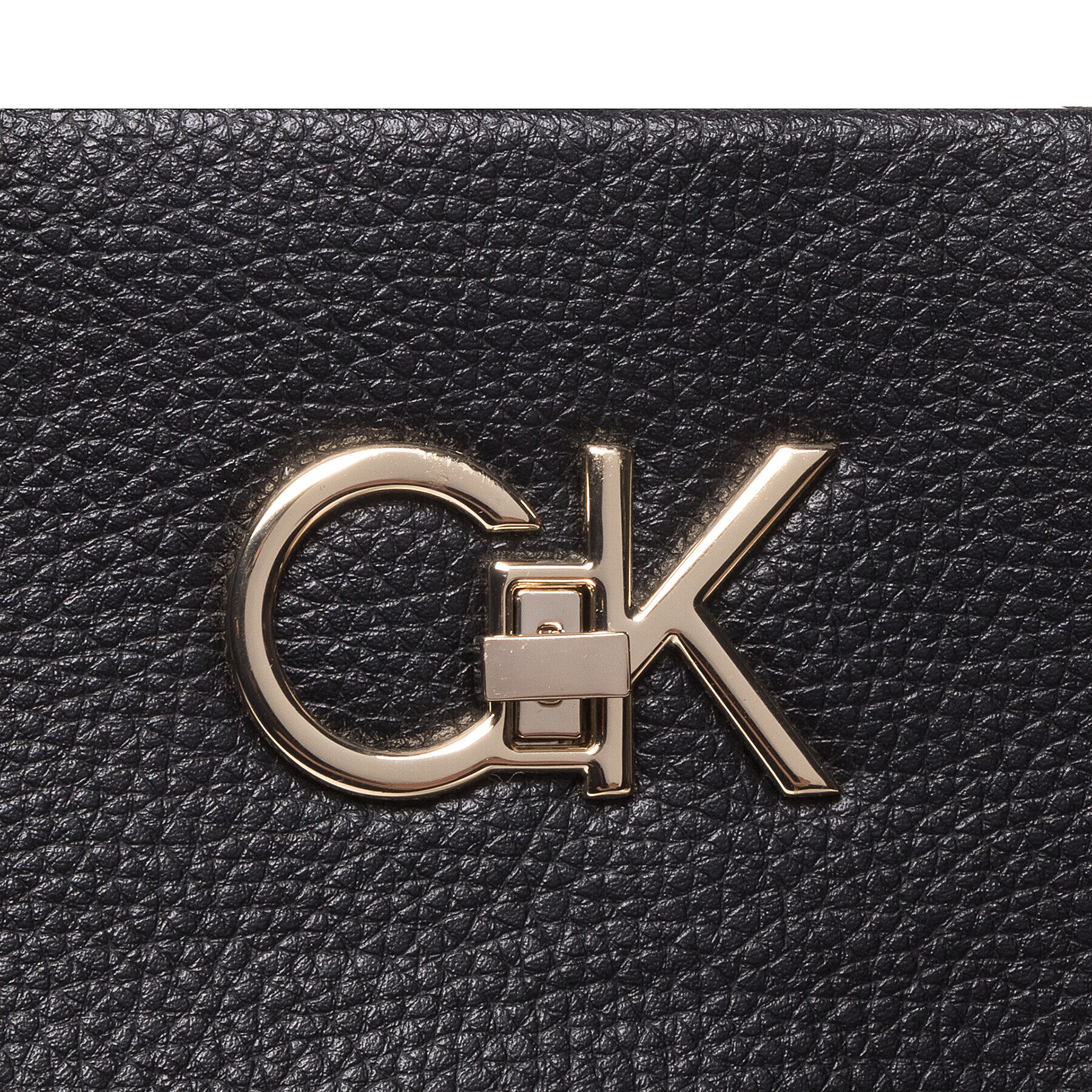 Calvin Klein Дамска чанта Re-Lock Drawstring Tote Bag Pbl K60K609402 Черен - Pepit.bg