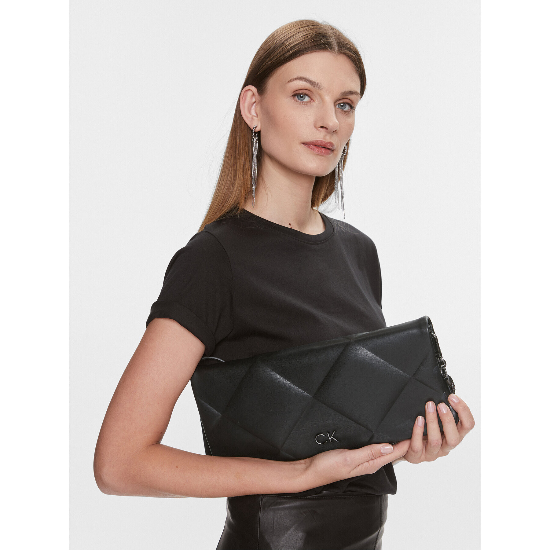 Calvin Klein Дамска чанта Re-Lock Quilt Wristelet Clutch K60K611333 Черен - Pepit.bg