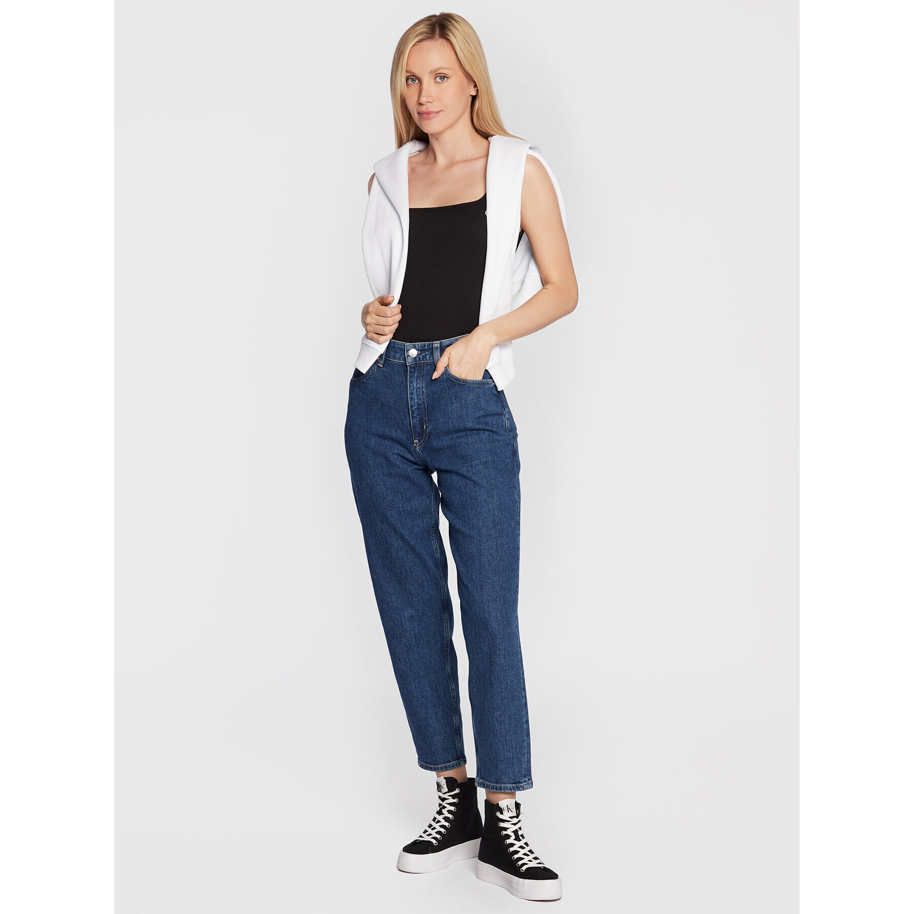 Calvin Klein Дънки K20K204440 Син Mom Fit - Pepit.bg