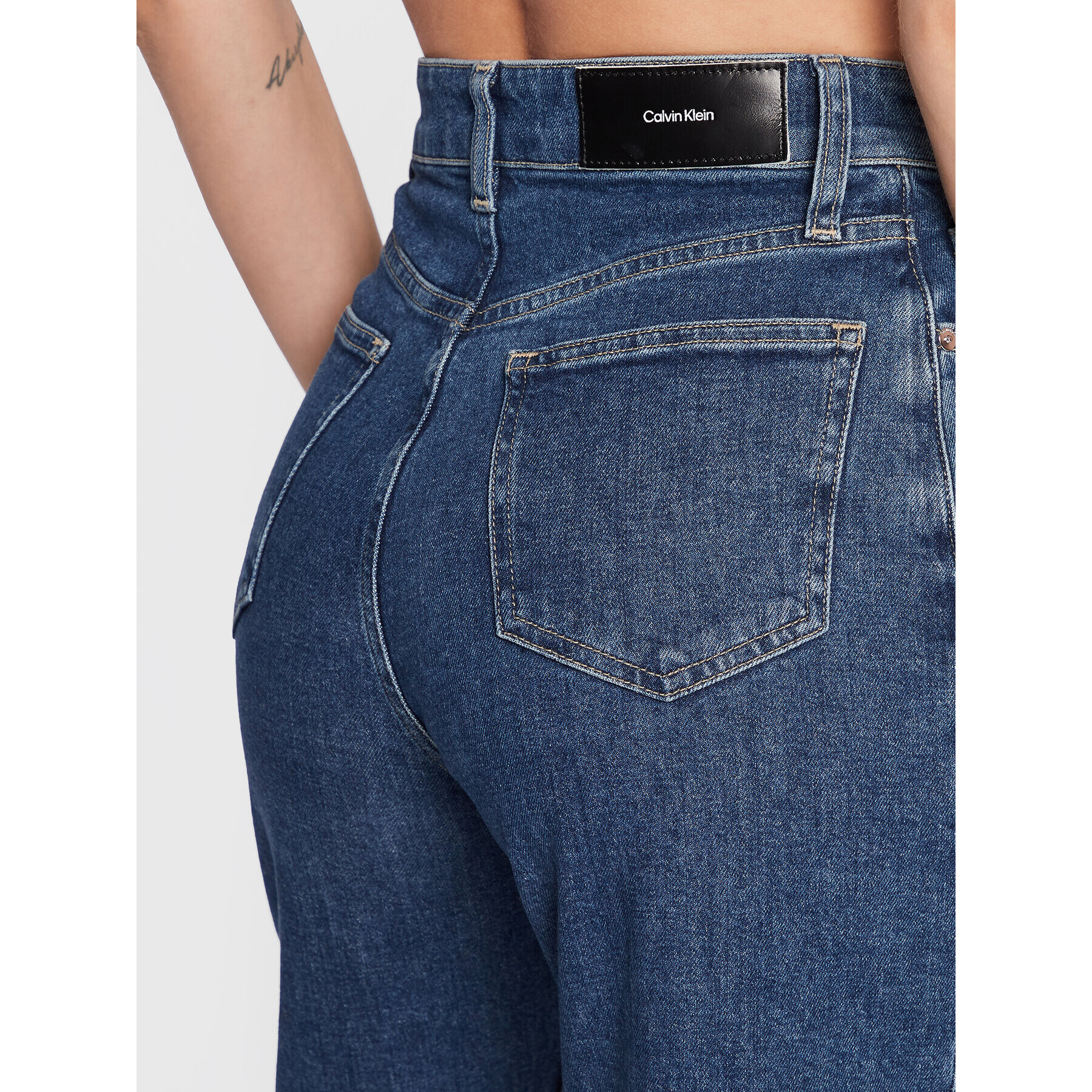 Calvin Klein Дънки K20K204440 Син Mom Fit - Pepit.bg