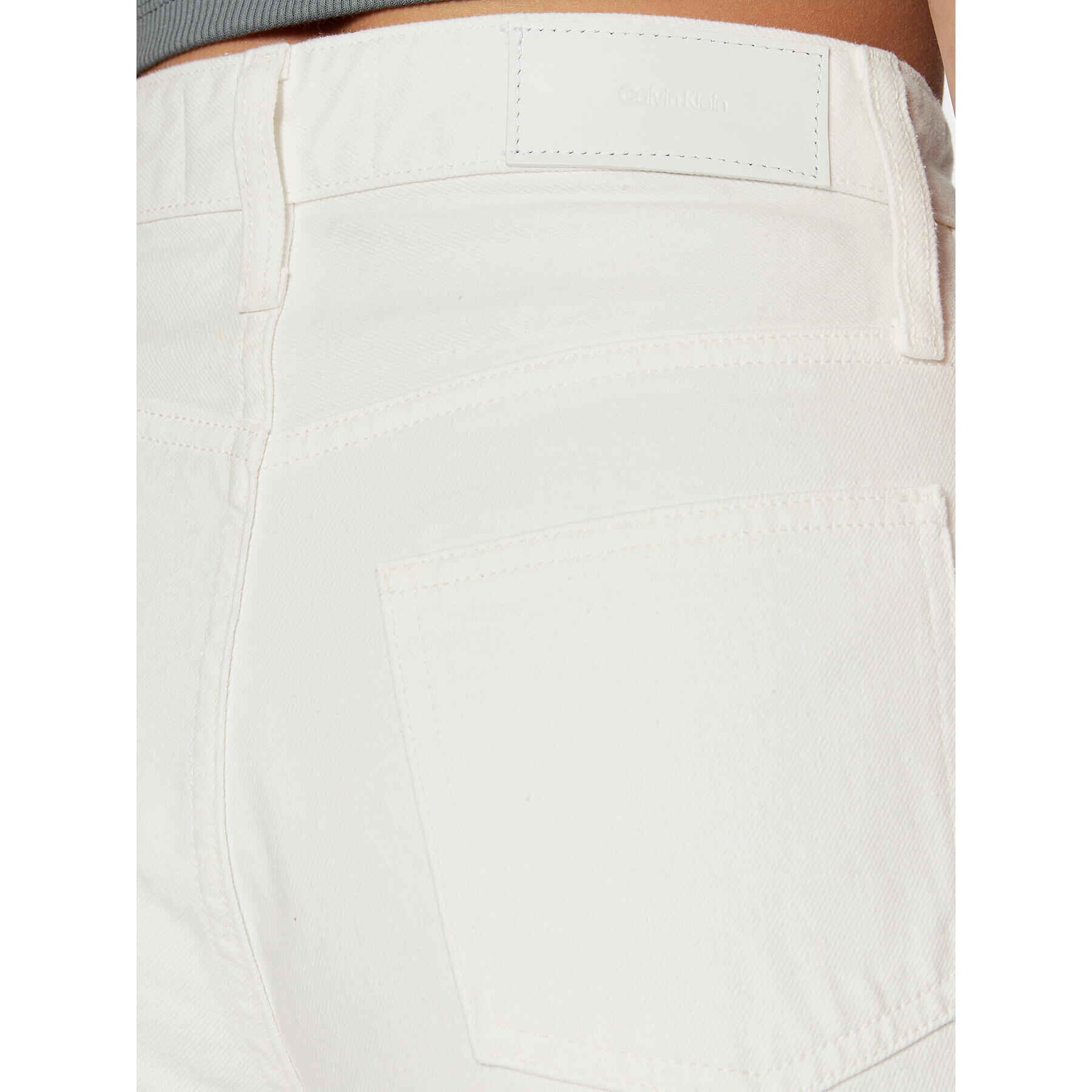 Calvin Klein Дънки K20K205160 Бял Relaxed Fit - Pepit.bg