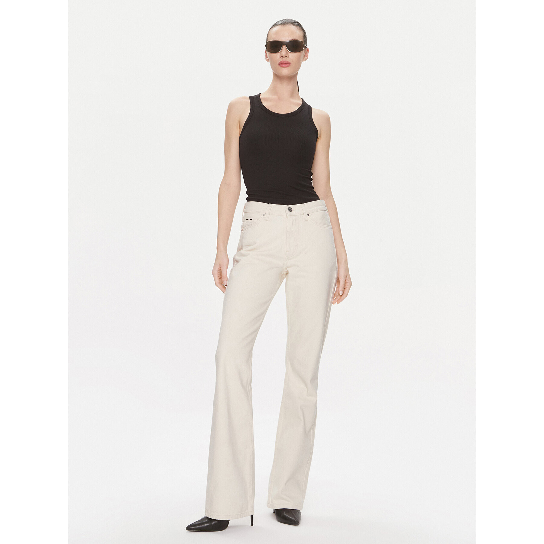 Calvin Klein Дънки Mid Rise Relax Bootcut Ecru K20K206308 Бял Slim Fit - Pepit.bg