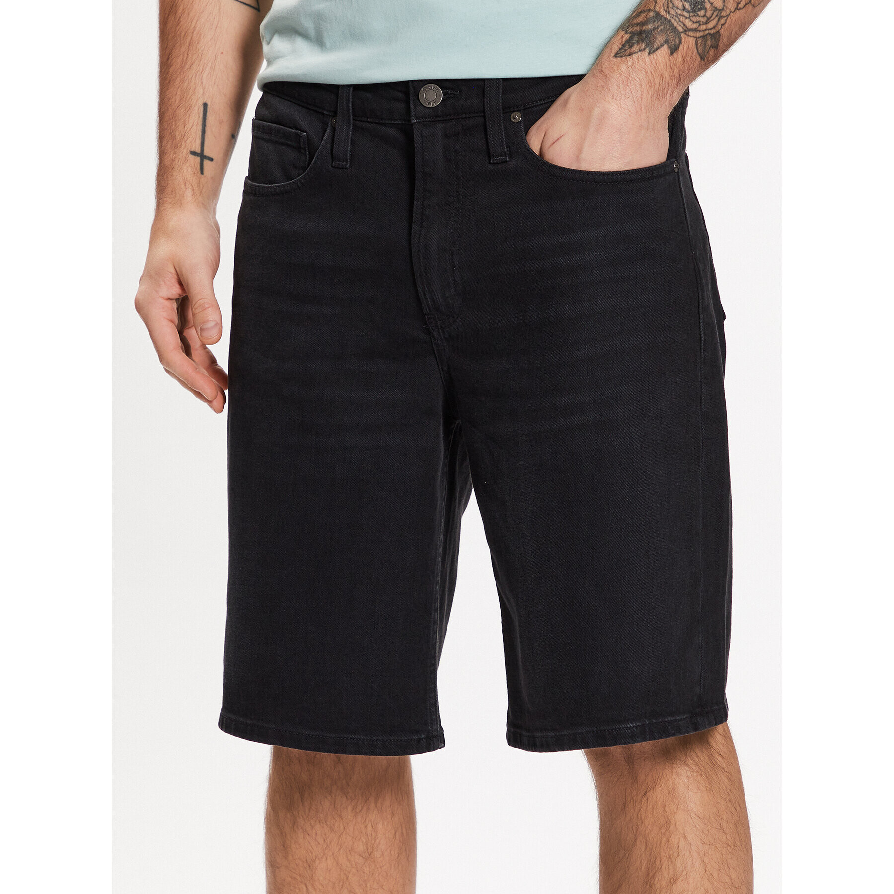 Calvin Klein Дънкови шорти K10K110993 Черен Relaxed Fit - Pepit.bg