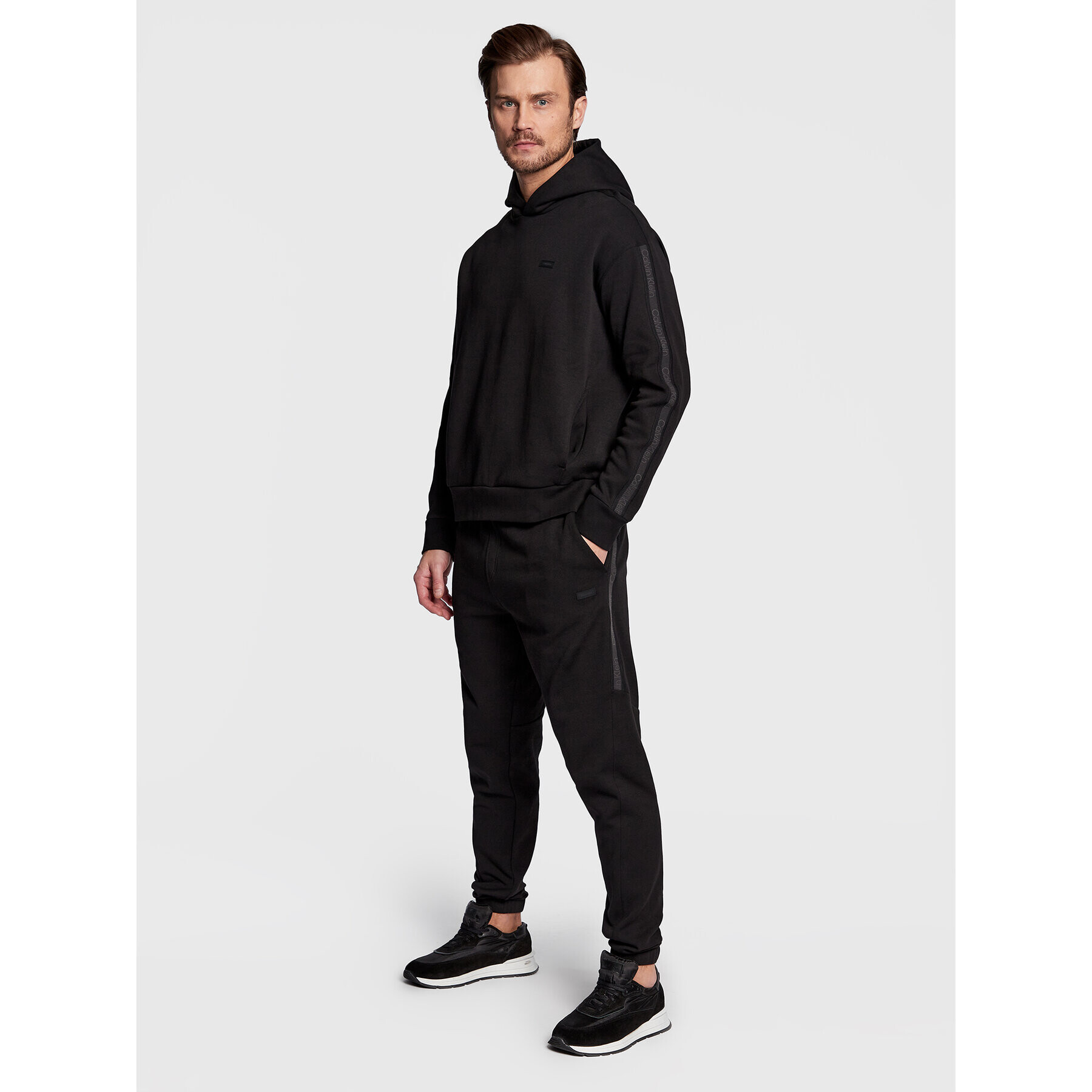 Calvin Klein Долнище анцуг K10K110820 Черен Regular Fit - Pepit.bg