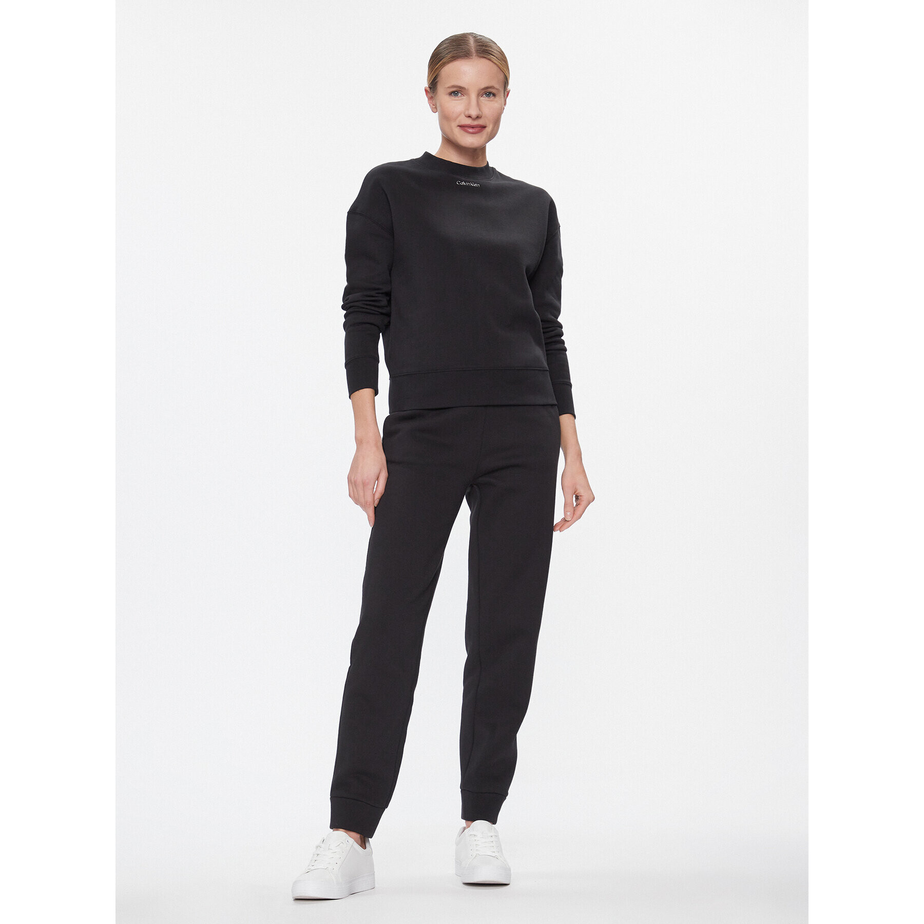 Calvin Klein Долнище анцуг Metallic Micro Logo Jogger K20K206965 Черен Regular Fit - Pepit.bg