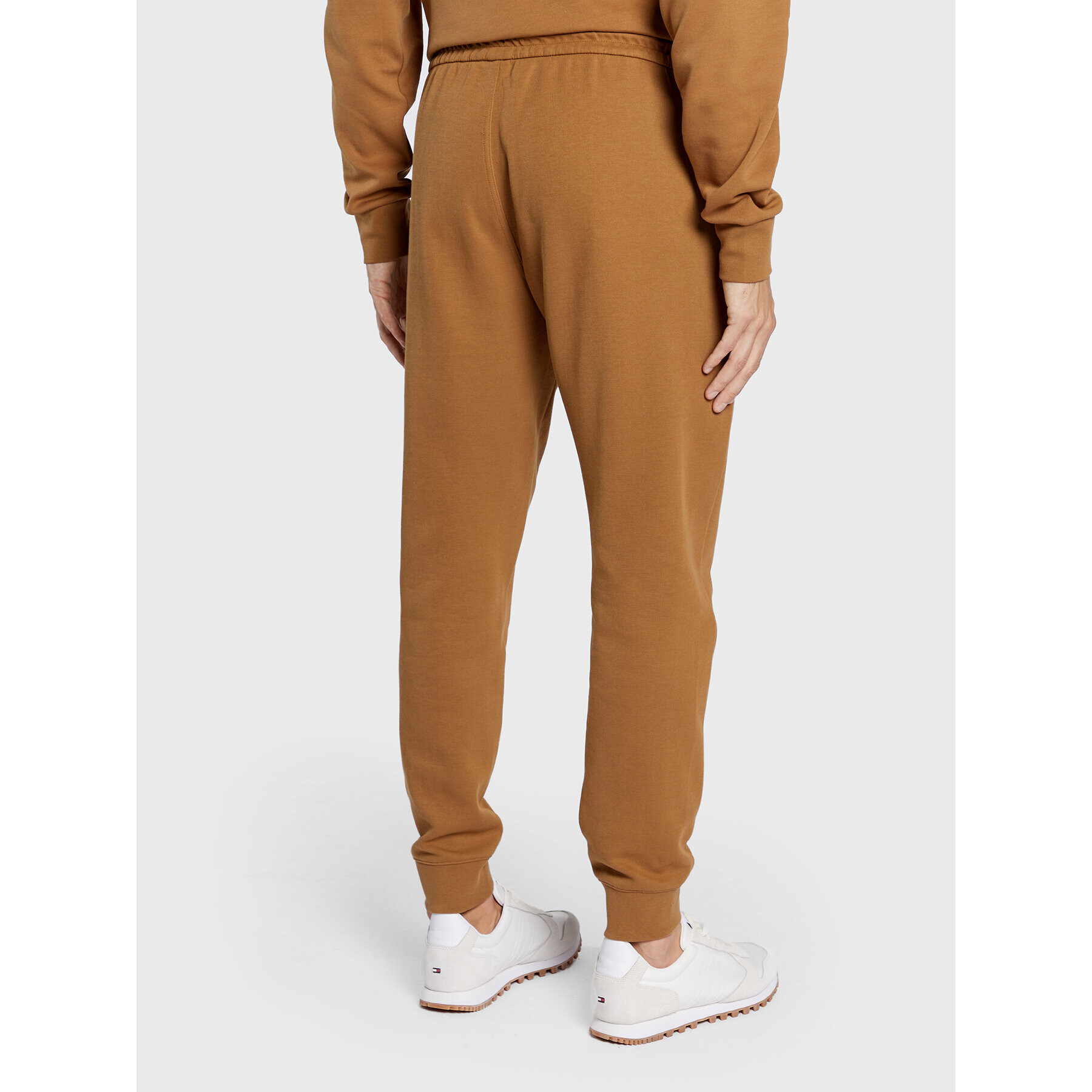 Calvin Klein Долнище анцуг Micro Logo K10K109940 Кафяв Regular Fit - Pepit.bg