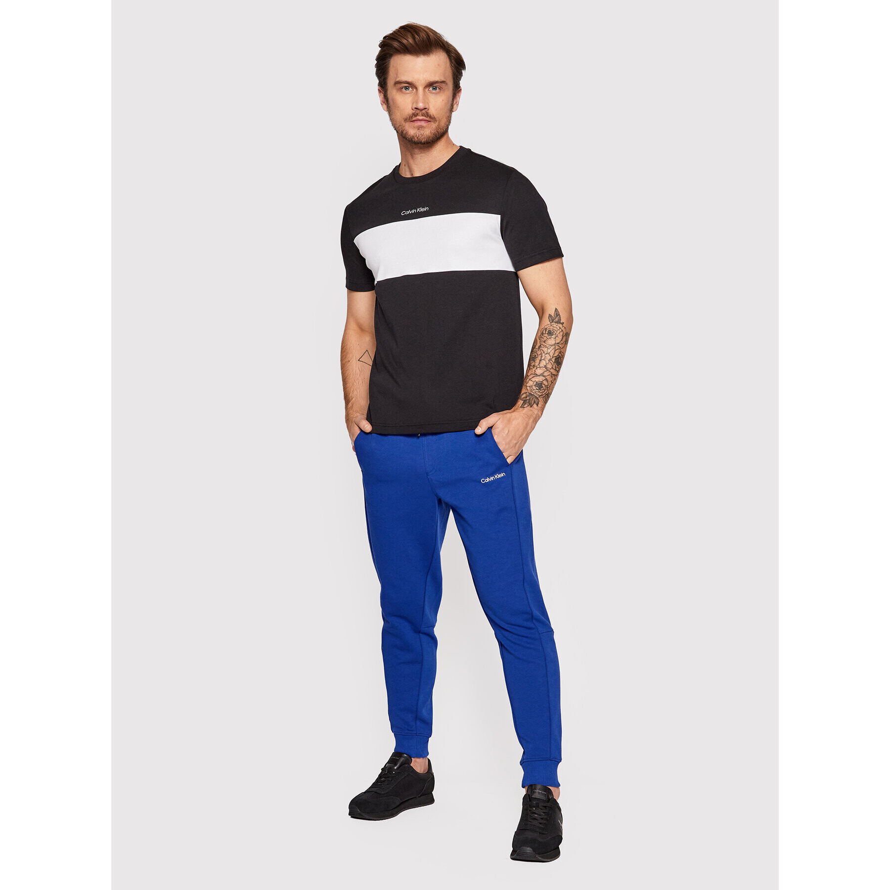 Calvin Klein Долнище анцуг Interlock K10K108941 Син Regular Fit - Pepit.bg
