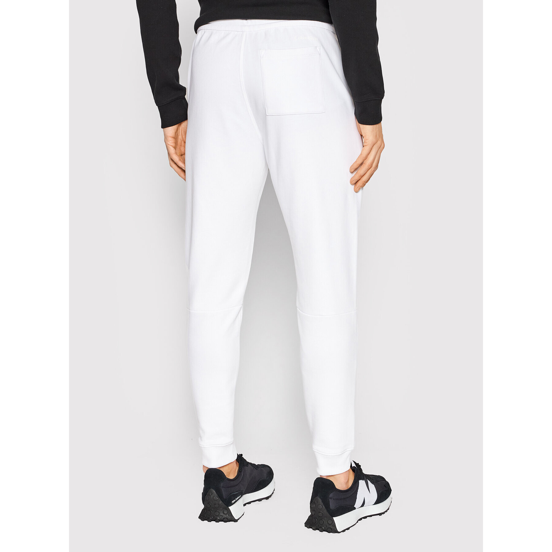 Calvin Klein Долнище анцуг Mirrored Logo K10K108938 Бял Regular Fit - Pepit.bg