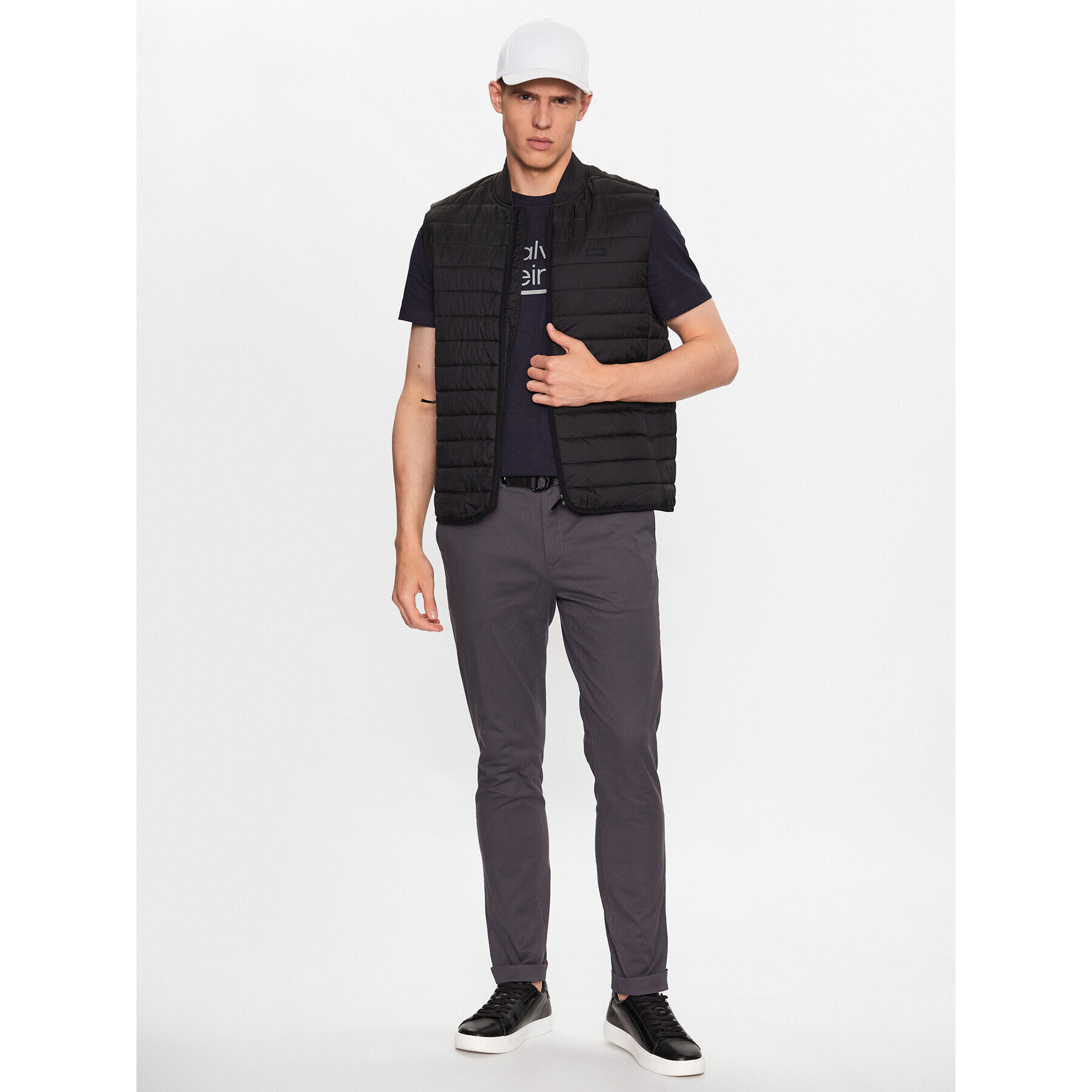 Calvin Klein Елек K10K111462 Черен Regular Fit - Pepit.bg