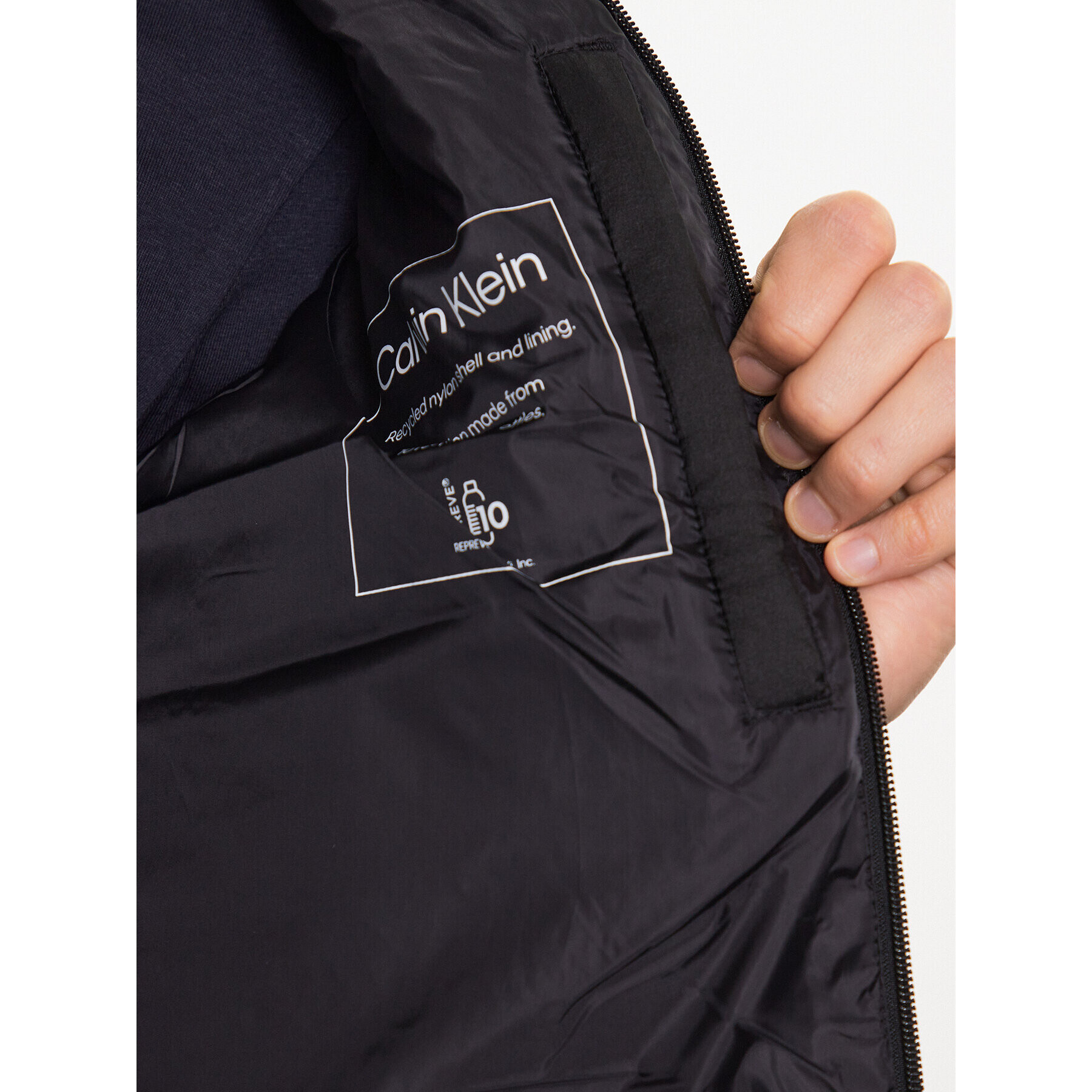 Calvin Klein Елек K10K111462 Черен Regular Fit - Pepit.bg