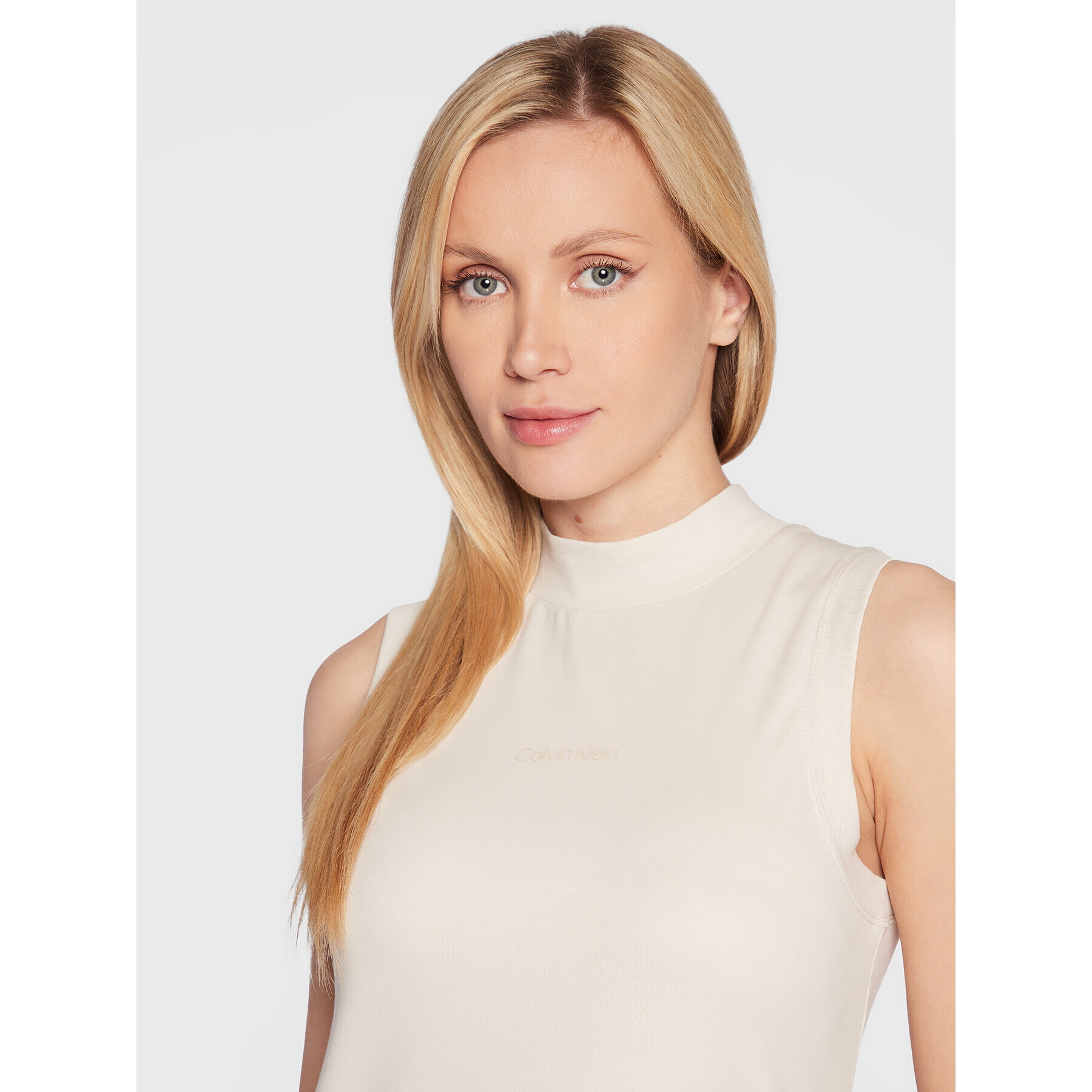 Calvin Klein Ежедневна рокля Micro Logo Interlock K20K203843 Бежов Regular Fit - Pepit.bg