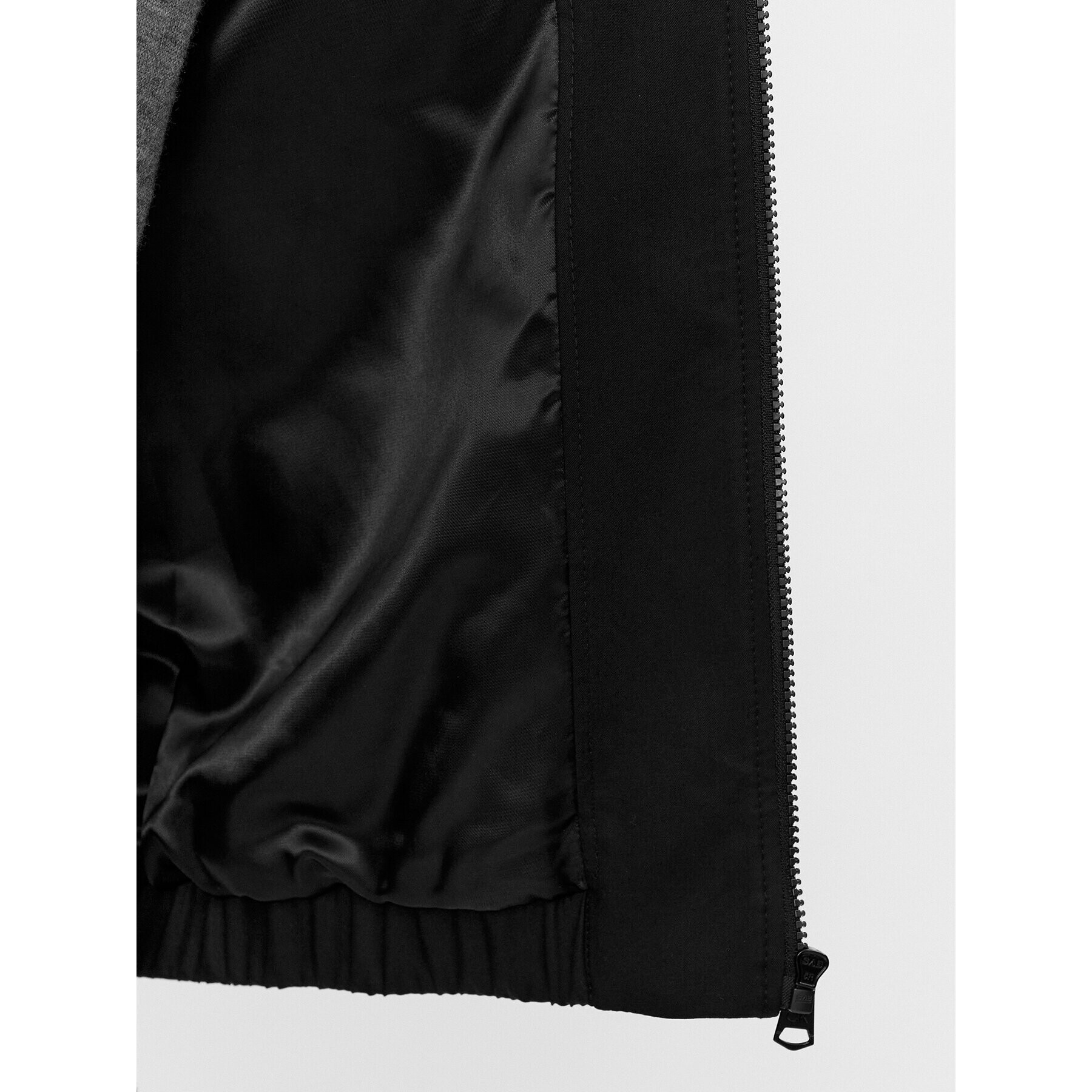 Calvin Klein Яке бомбър K10K112074 Черен Regular Fit - Pepit.bg