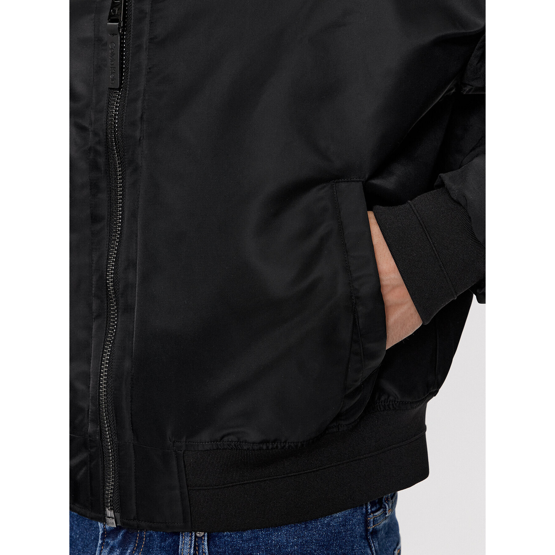 Calvin Klein Яке бомбър Sateen K10K112370 Черен Regular Fit - Pepit.bg