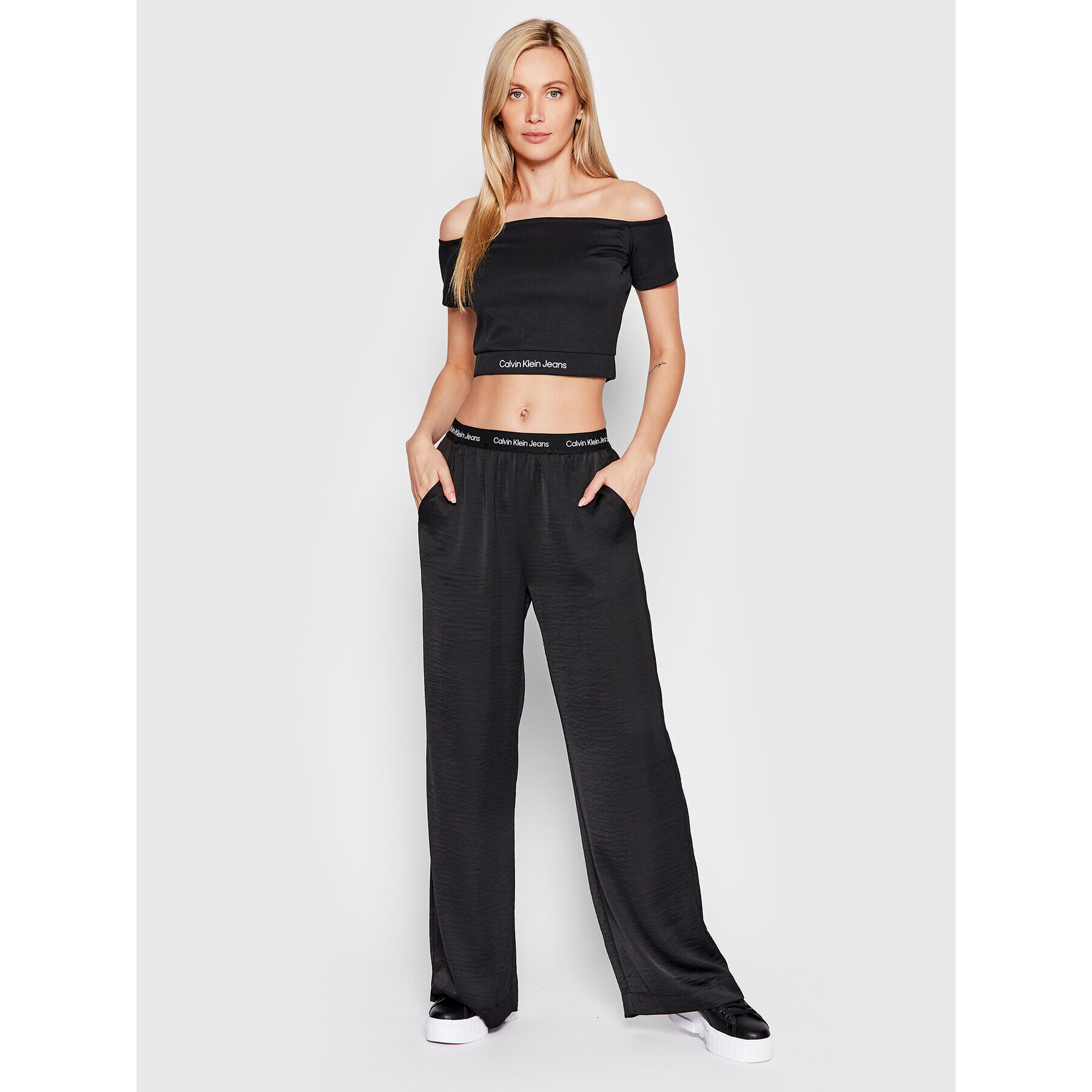 Calvin Klein Jeans Блуза J20J219079 Черен Slim Fit - Pepit.bg