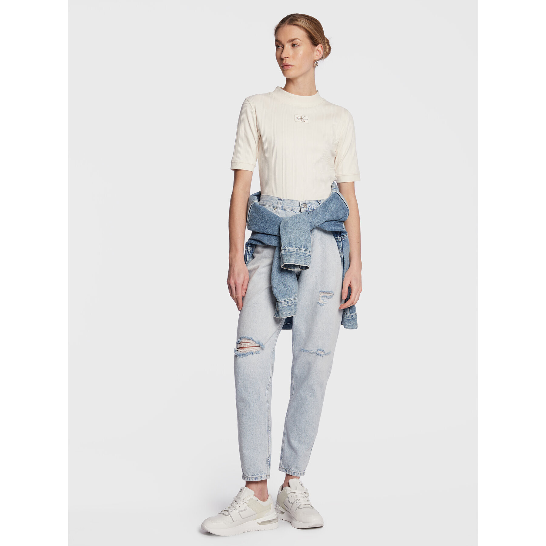 Calvin Klein Jeans Блуза J20J220291 Екрю Regular Fit - Pepit.bg