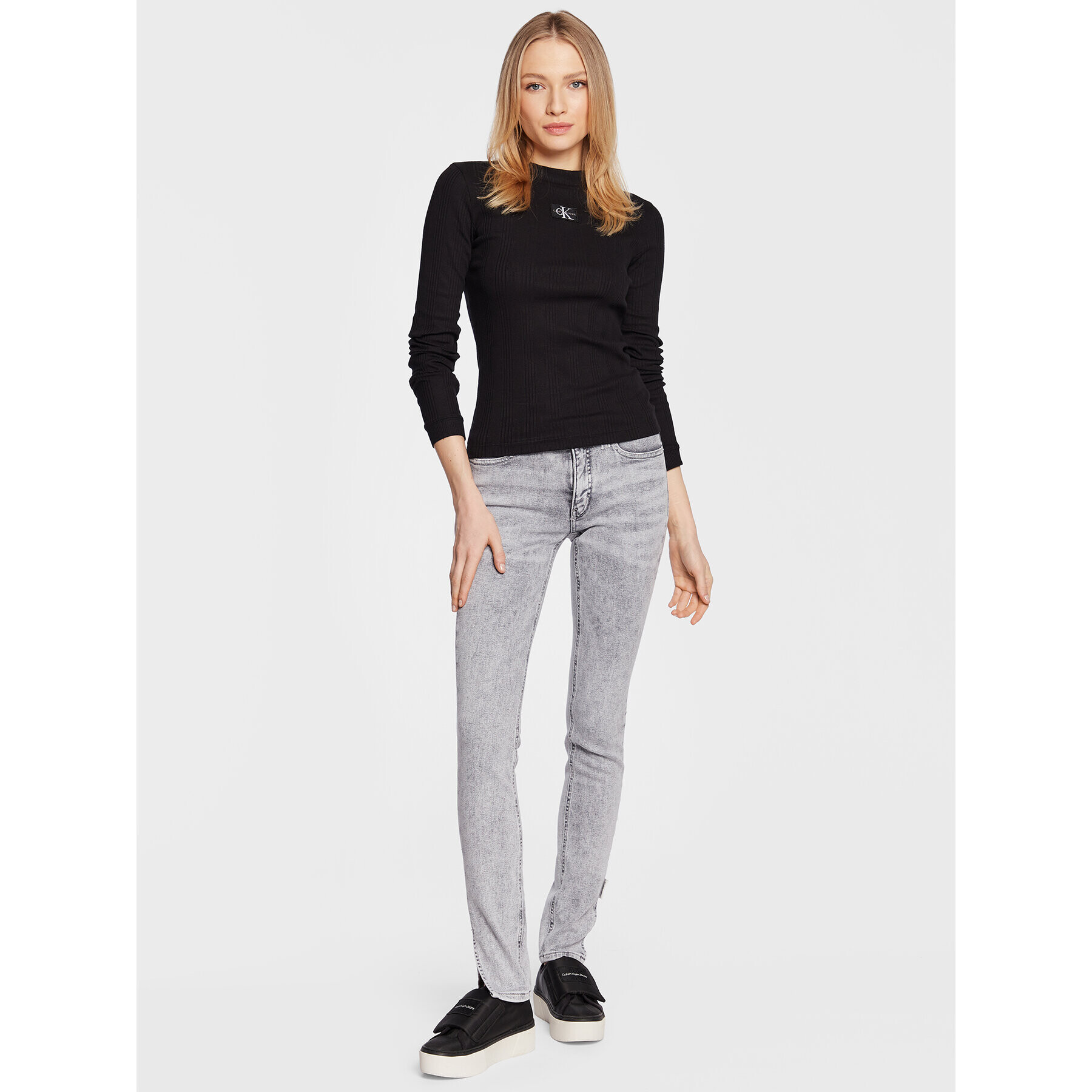 Calvin Klein Jeans Блуза J20J220295 Черен Slim Fit - Pepit.bg