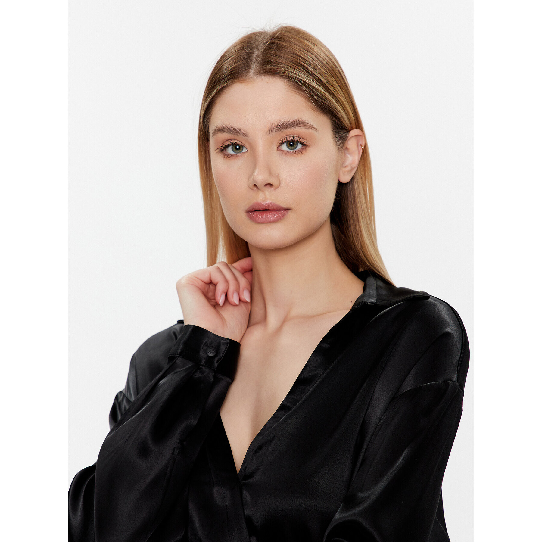 Calvin Klein Jeans Блуза J20J220327 Черен Regular Fit - Pepit.bg