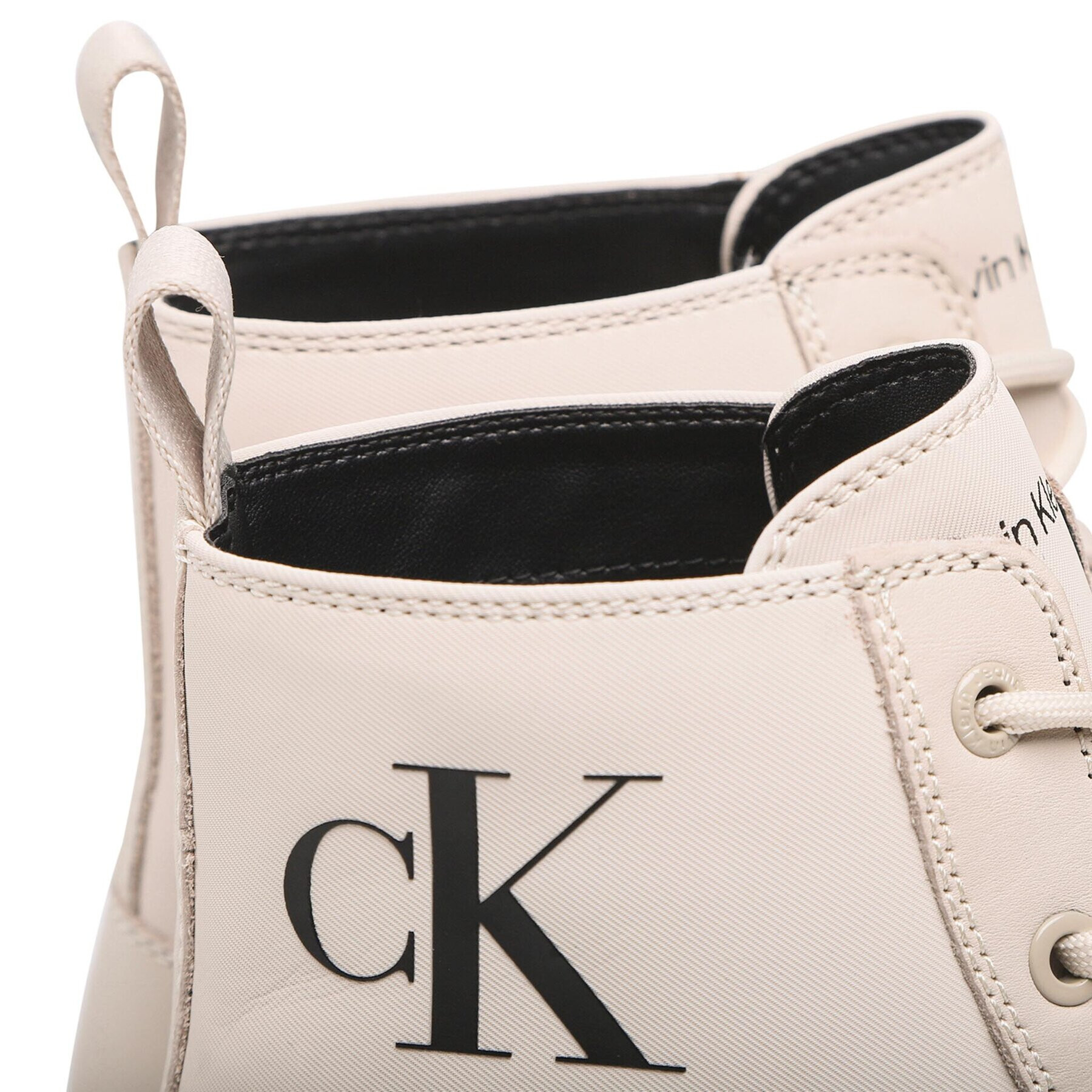 Calvin Klein Jeans Ботуши Lug Laceup Boot YM0YM00562 Бежов - Pepit.bg