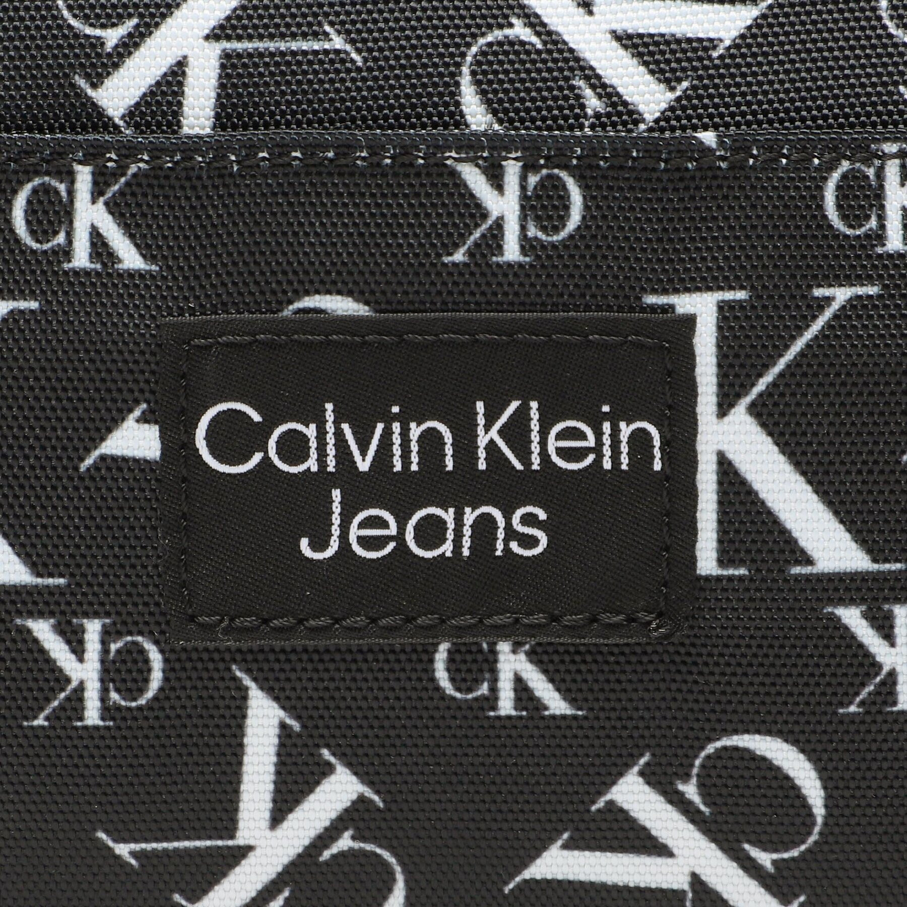 Calvin Klein Jeans Чанта за кръст Monogram Badge Waistabag U0IU00356 Черен - Pepit.bg