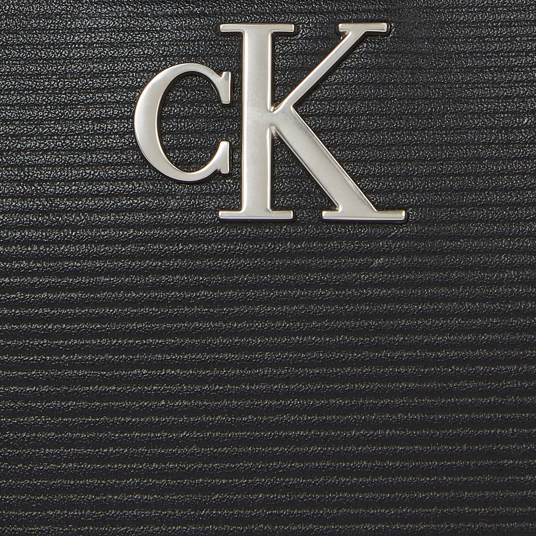 Calvin Klein Jeans Дамска чанта Minimal Monogram Camera Bag18 T K60K611222 Черен - Pepit.bg