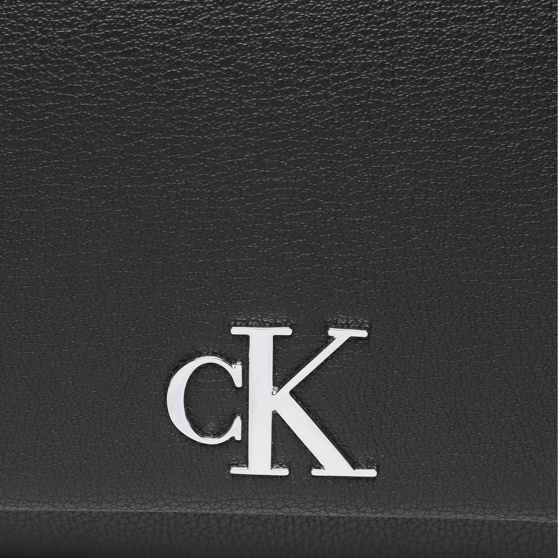 Calvin Klein Jeans Дамска чанта Minimal Monogram Ew Flap25 K60K610685 Черен - Pepit.bg