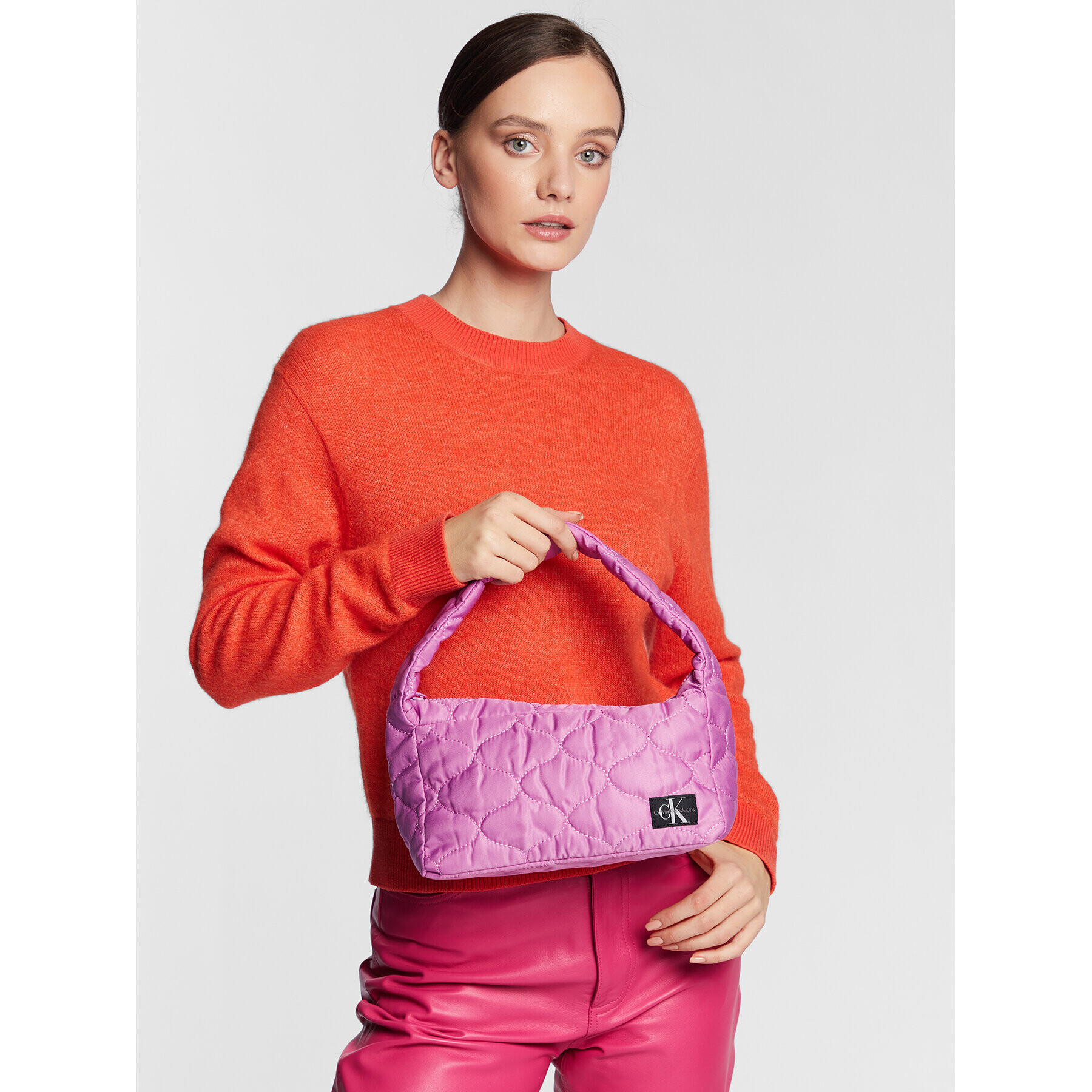 Calvin Klein Jeans Дамска чанта Quilted Shoulder Bag IU0IU00388 Виолетов - Pepit.bg